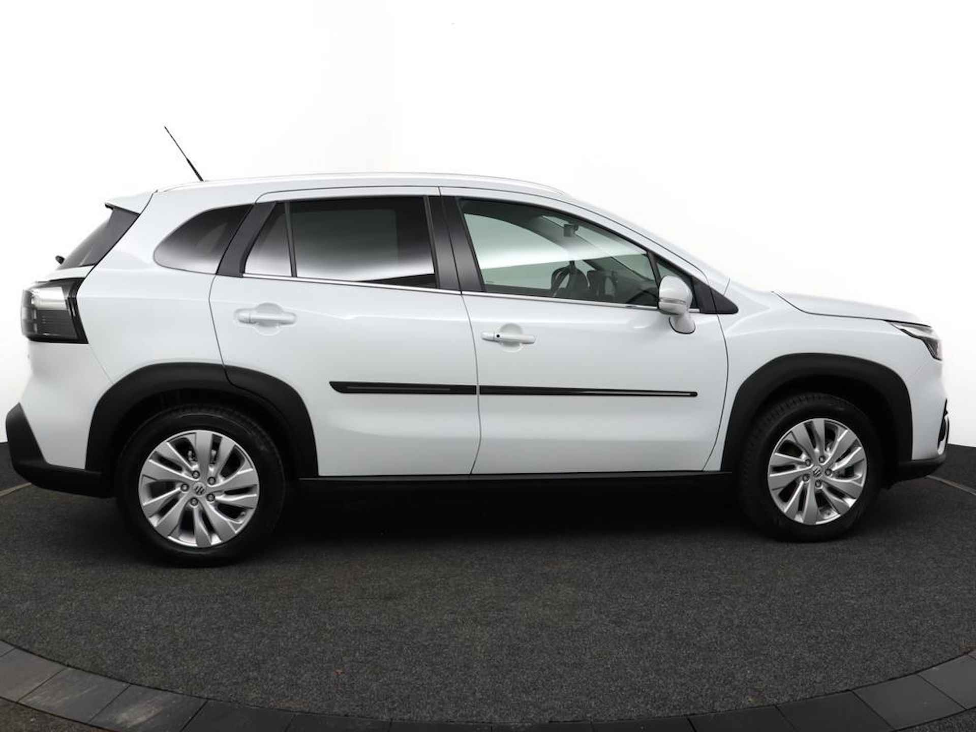 Suzuki S-Cross 1.4 Boosterjet Select Smart Hybrid ADG Edition | Climate control | Cruise control adaptive | Apple car play, Android auto | Stoelverwarming | PDC voor en achter | All season | Trekhaak | - 13/51