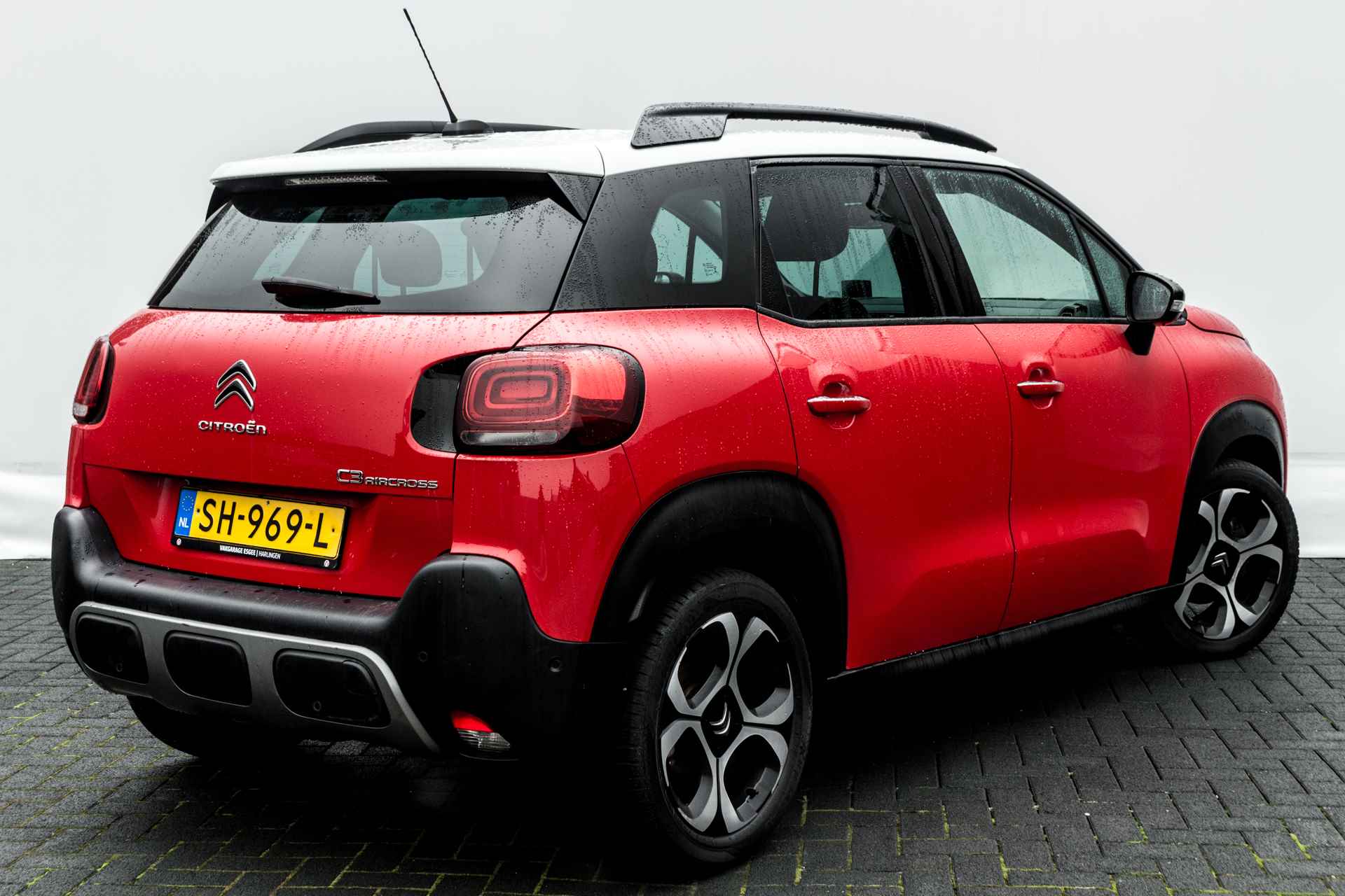 Citroën C3 Aircross 1.2 131 PK PureTech S&S Shine hoge instap. | Pano Dak | Clima | Navigatie | 16 INCH LMV | CR Control Head-up display | - 29/35