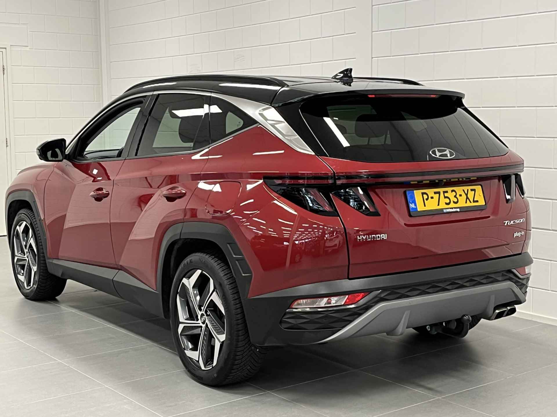 Hyundai Tucson 1.6 T-GDI PHEV Premium 4WD LEDER | FULL LED | 360 CAMERA | TWO TONE | STOERE LUXE SUV! - 11/46