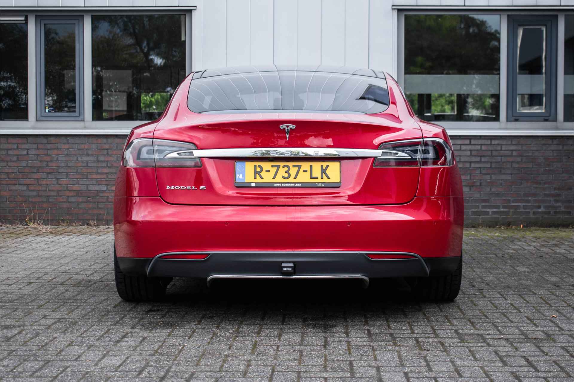 Tesla Model S 85D Base - 7/23