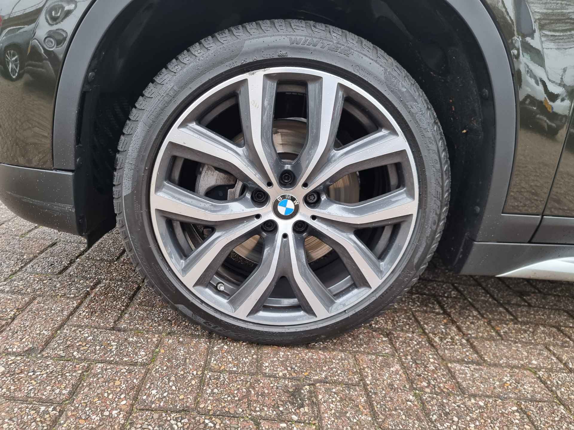 BMW X1 sDrive20i High Executive 192 PK | X-line | Panorama | Led | Climate contr. | Leder | NL-auto 12 mnd BOVAG garantie Whatsapp 06-53188999 - 13/49