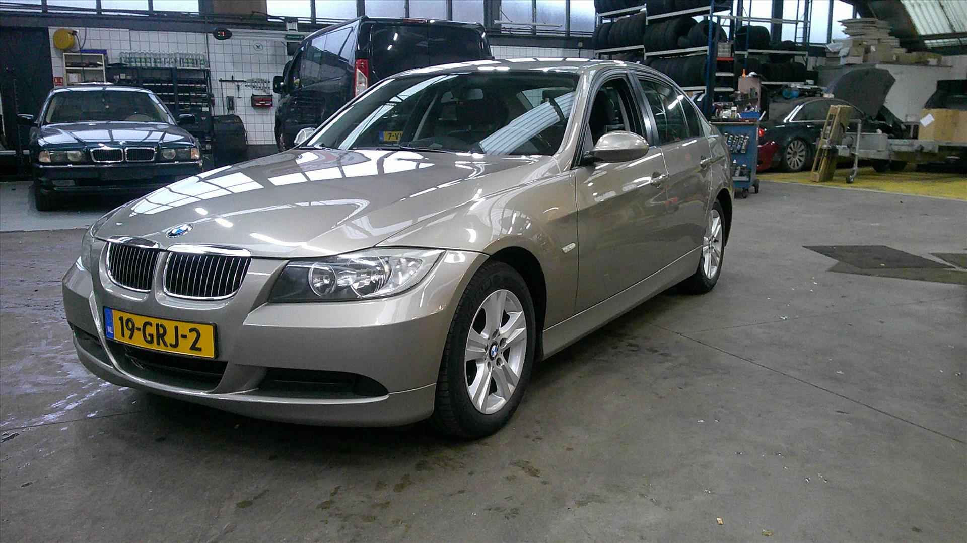 BMW 3-Serie (e90) 1.6 I 316  90KW Executive - 1/17