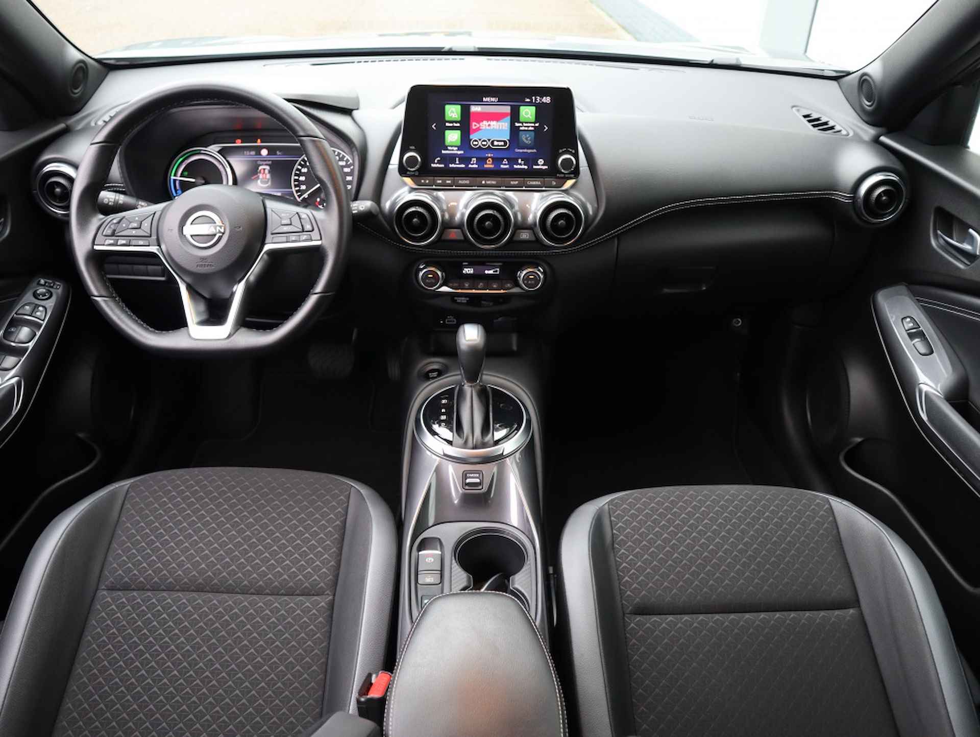 Nissan Juke 1.6 Hybrid N-Connecta / Camera / Cruise control / Navigatie - 8/51