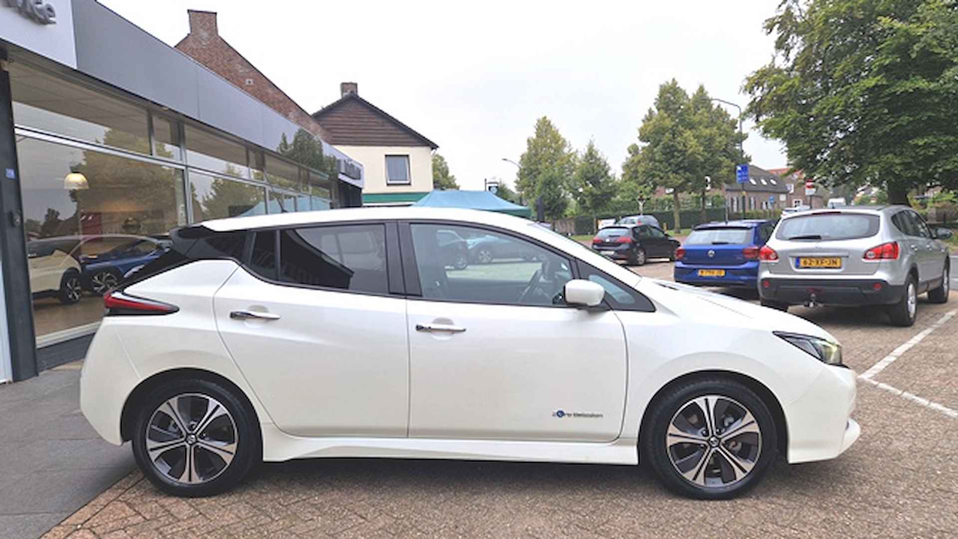 NISSAN Leaf Electric 40kWh N-Connecta Navi & 360° Camera - 2/17