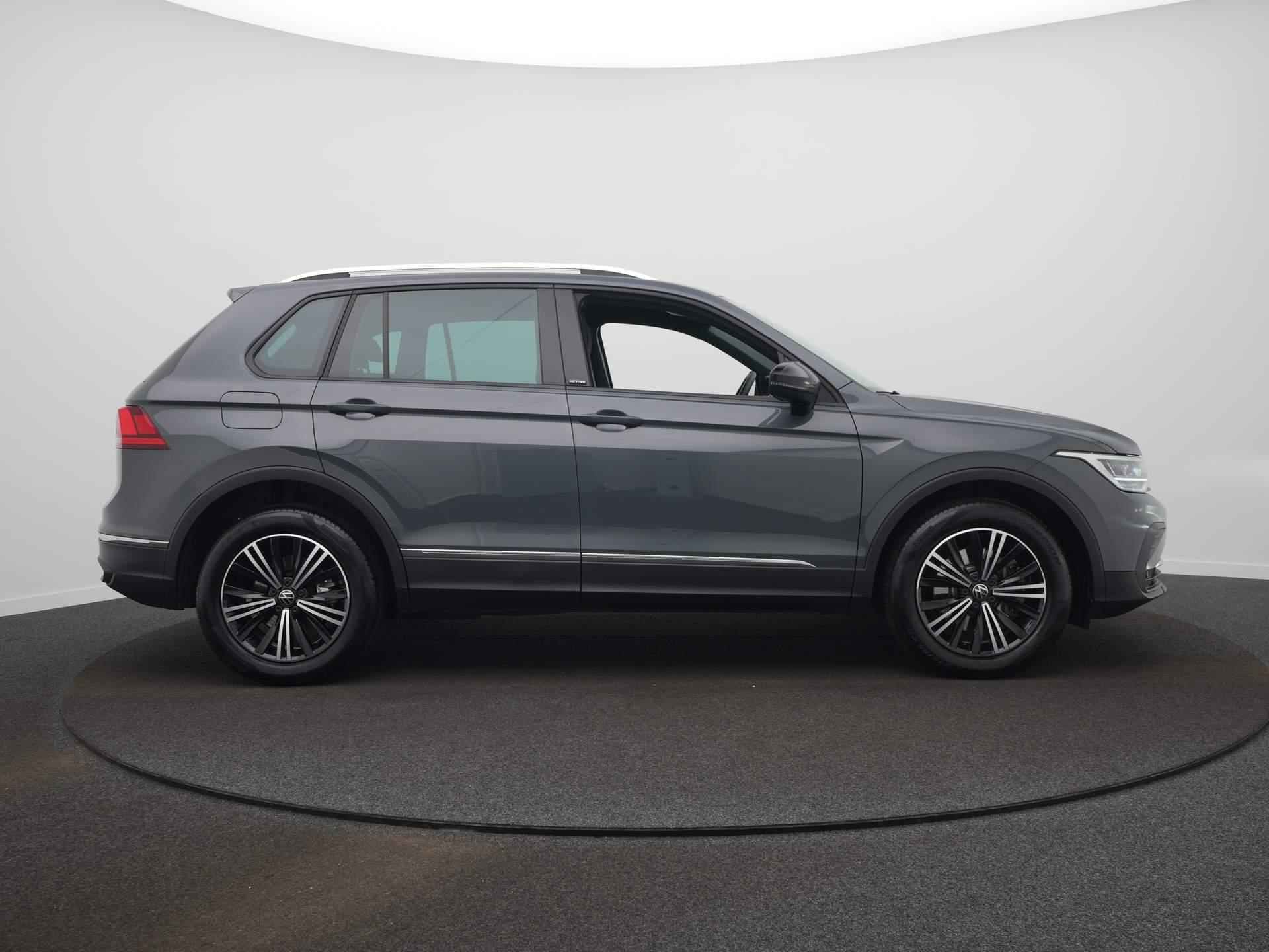 Volkswagen Tiguan 1.4 TSI eHybrid Life Business+ DSG / Camera / Elek. Klep / HUD / Sfeerverlichting - 4/57