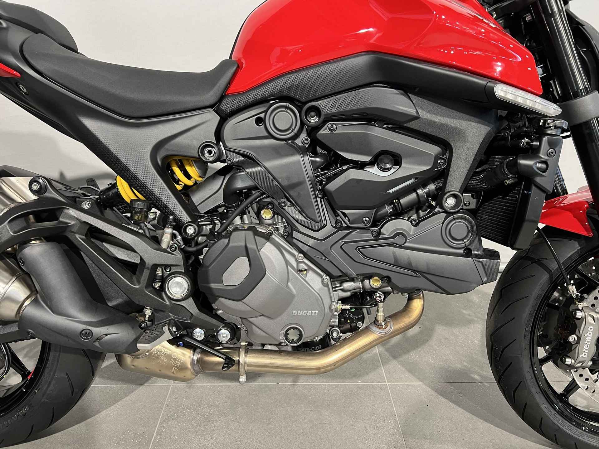 Ducati MONSTER - 4/8