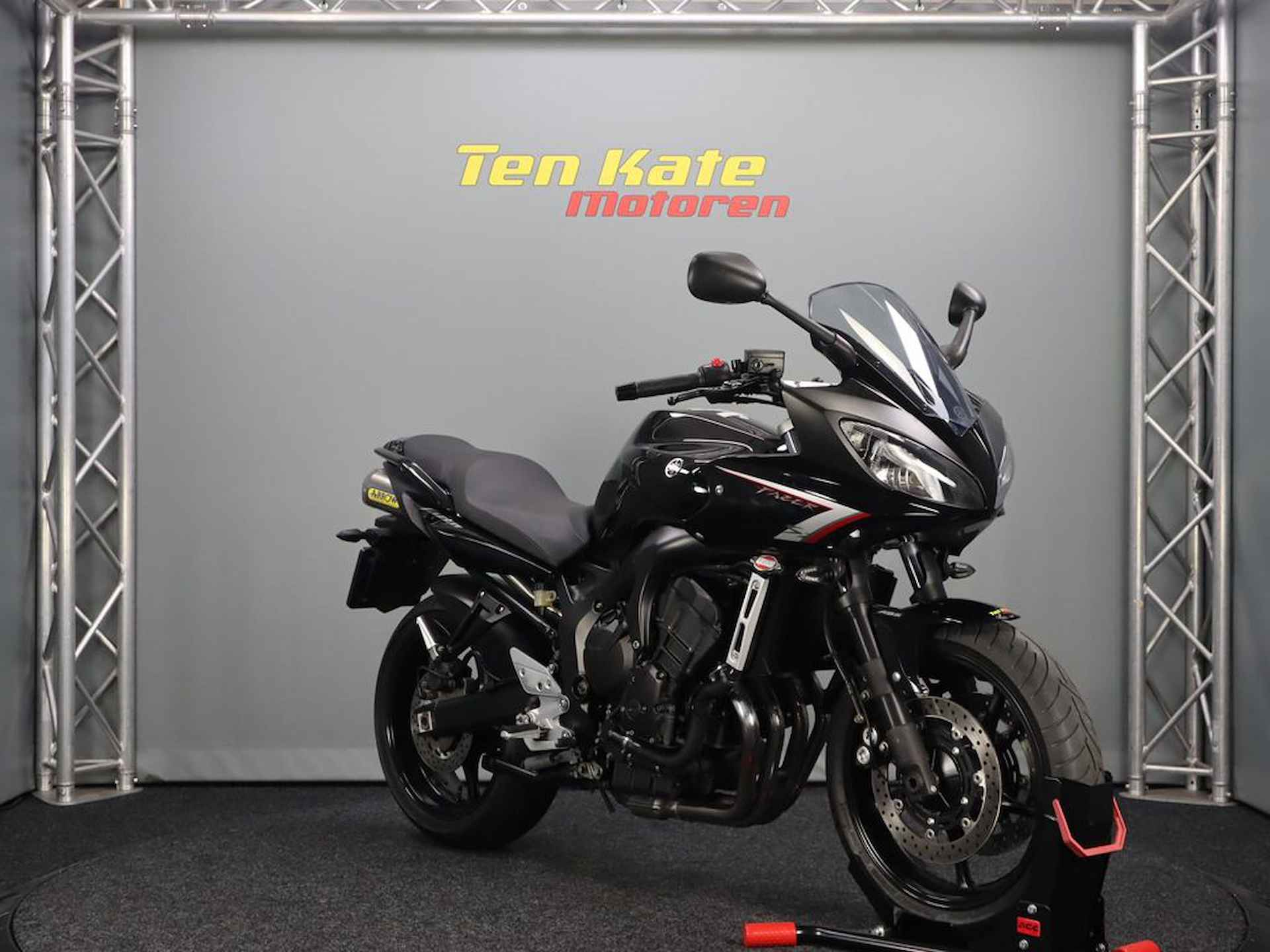 Yamaha FZ 6 S Fazer S2 ABS - 2/12