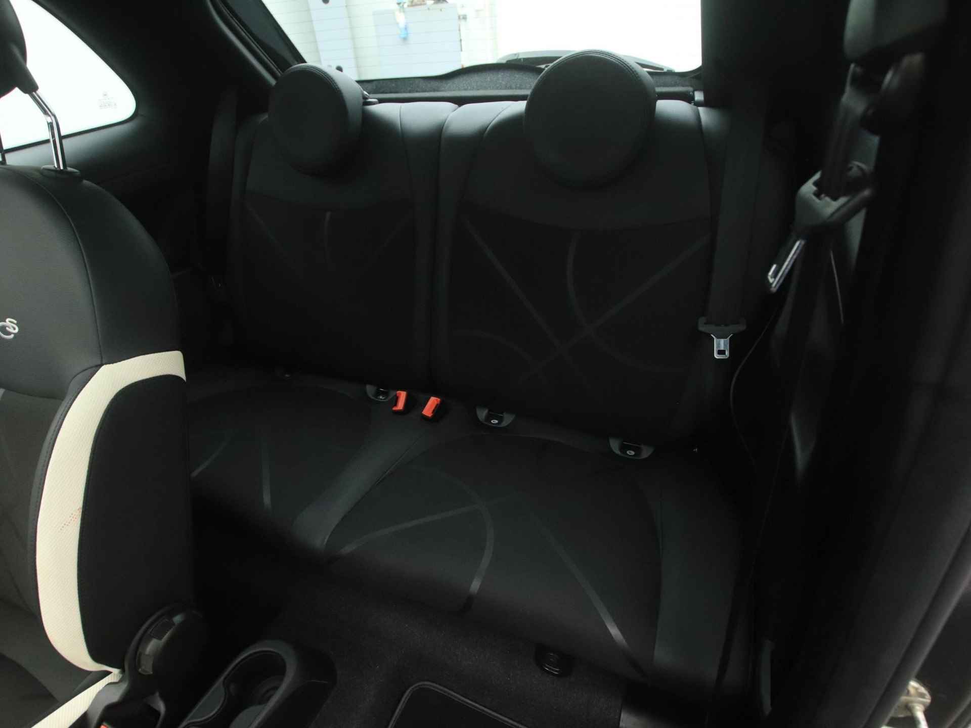 Fiat 500 0.9 TwinAir Turbo Sport | volledig onderhouden | Panorama dak | Navigatie | CarPlay | Cruise Control - 15/44
