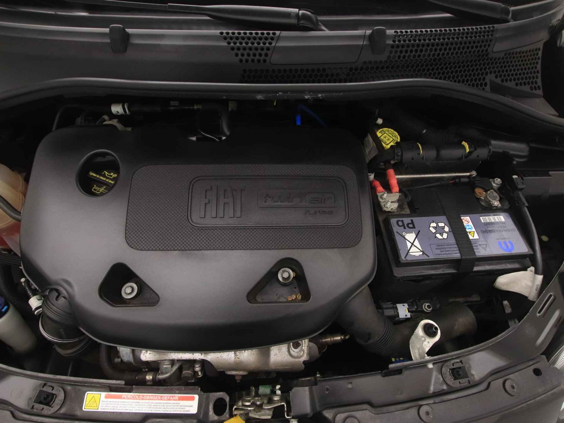 Fiat 500 0.9 TwinAir Turbo Sport | volledig onderhouden | Panorama dak | Navigatie | CarPlay | Cruise Control - 38/44