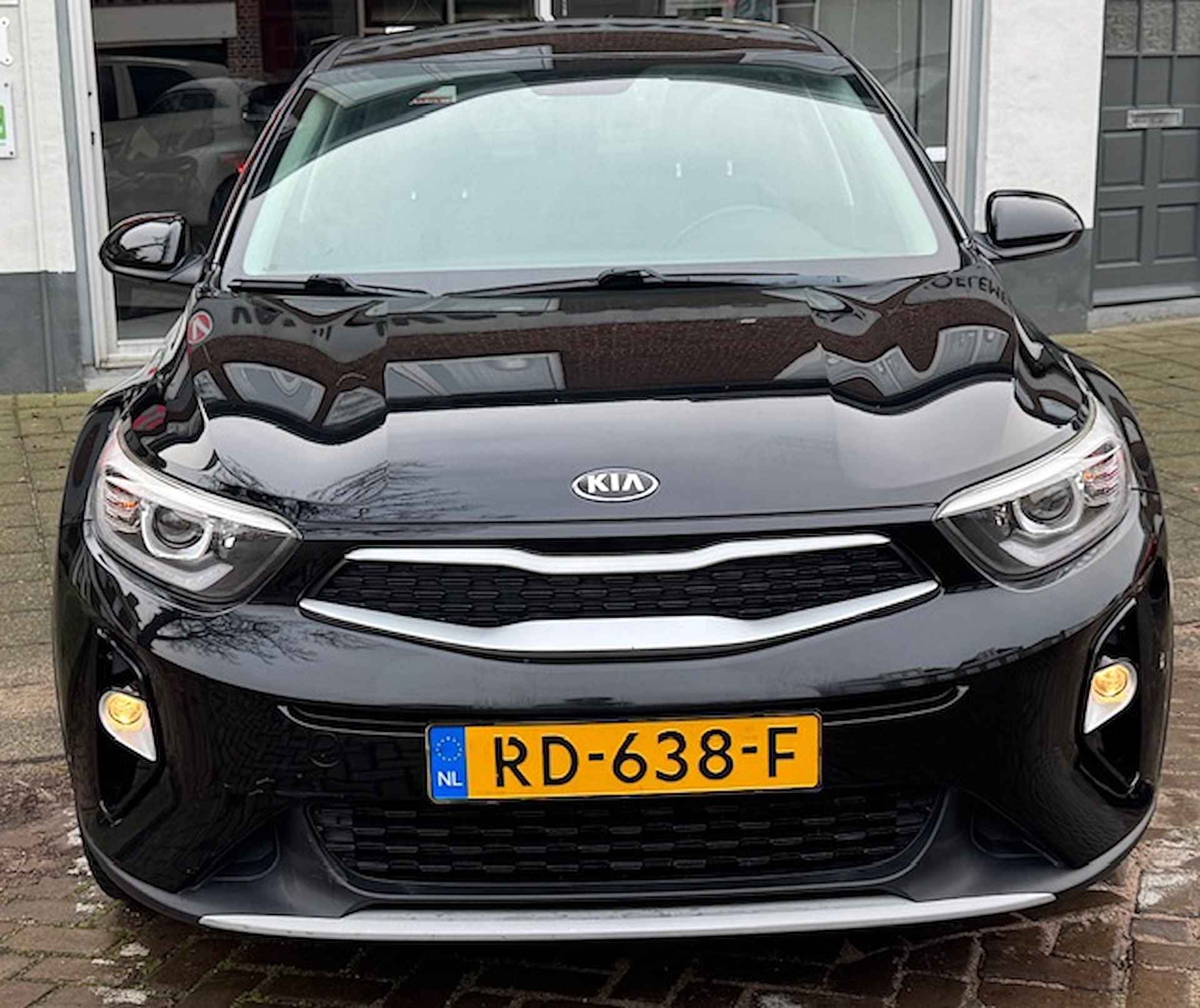 Kia Stonic 1.0 T-GDi C.Pl.L.Nav - 6/19