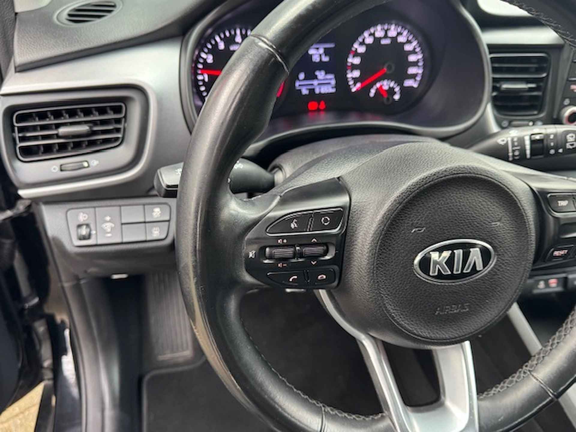 Kia Stonic 1.0 T-GDi C.Pl.L.Nav - 11/19