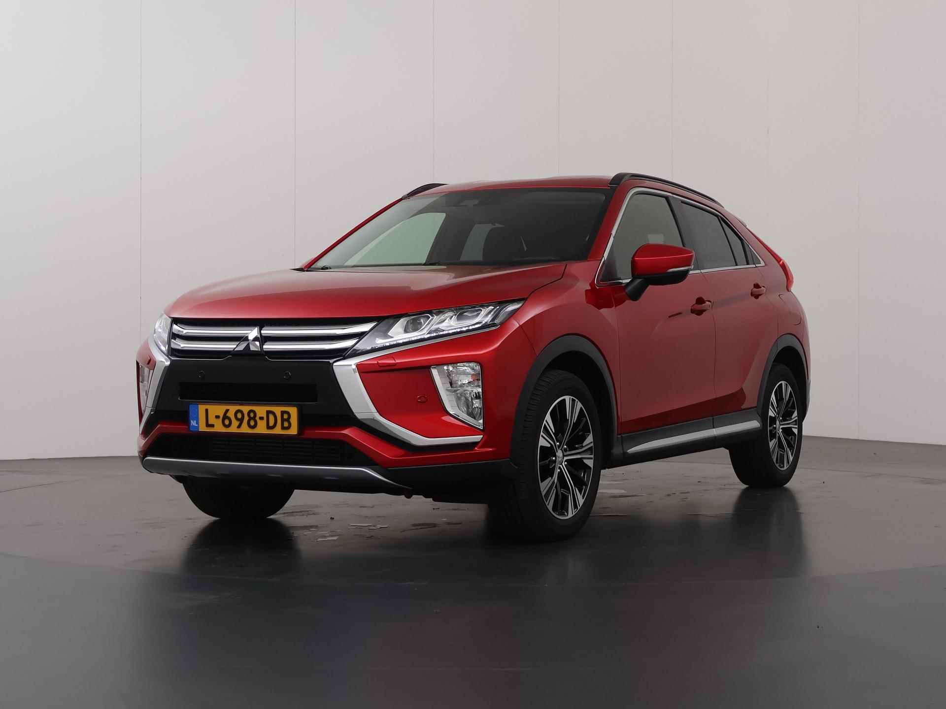 Mitsubishi Eclipse Cross 1.5 DI-T First Edition | Trekhaak | HUD | Stuur/Stoelverwarming | Dodehoek detectie | Navigatie | 360 Camera | - 46/46