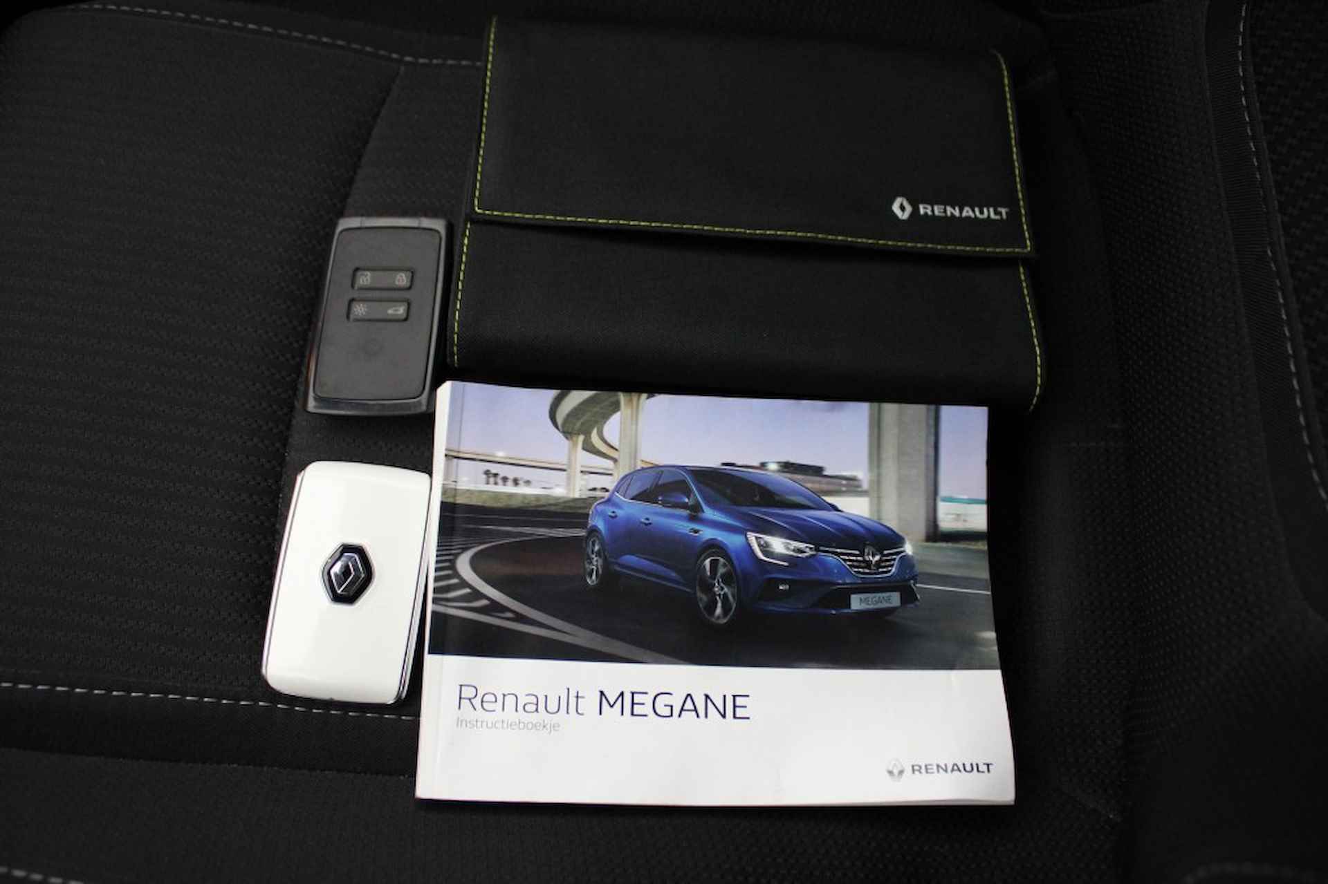 RENAULT Megane E-tech 1.6 Plug-In Hybrid 160 Estate Business - Carplay, Camera - 23/32