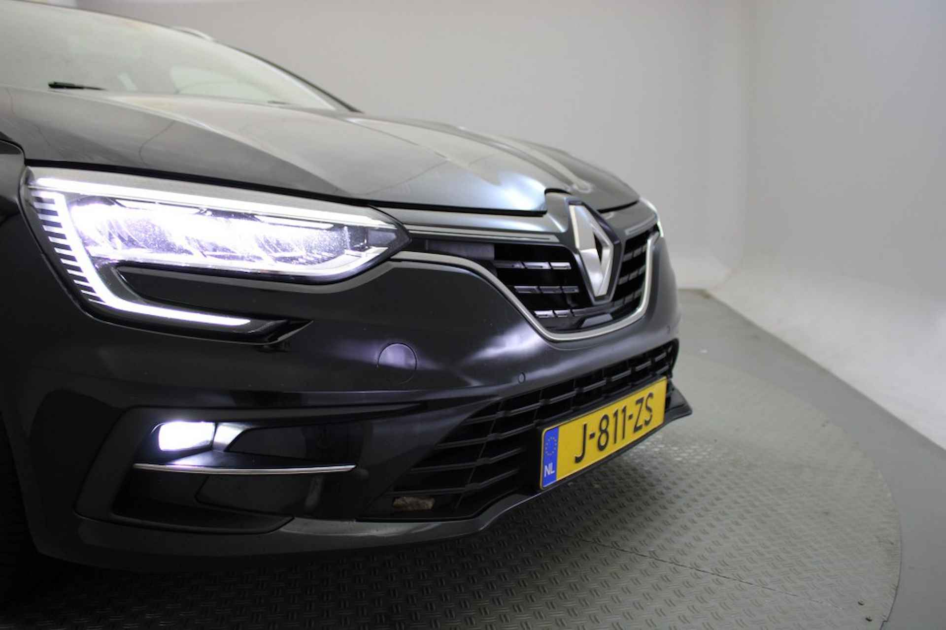 RENAULT Megane E-tech 1.6 Plug-In Hybrid 160 Estate Business - Carplay, Camera - 25/32