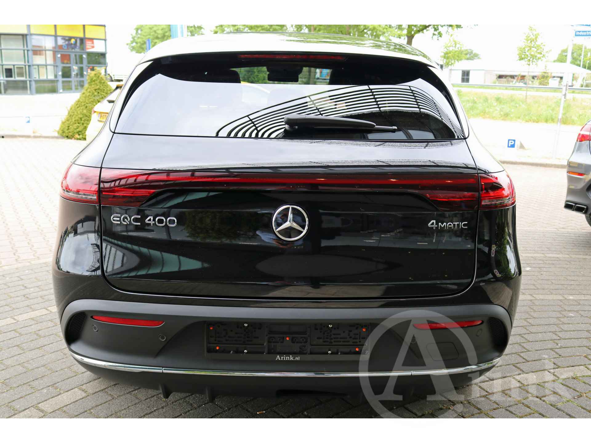 Mercedes-Benz EQC 400 4MATIC AMG Line Premium Plus 80 kWh Rijassistentiepakket Trekhaak - 6/30