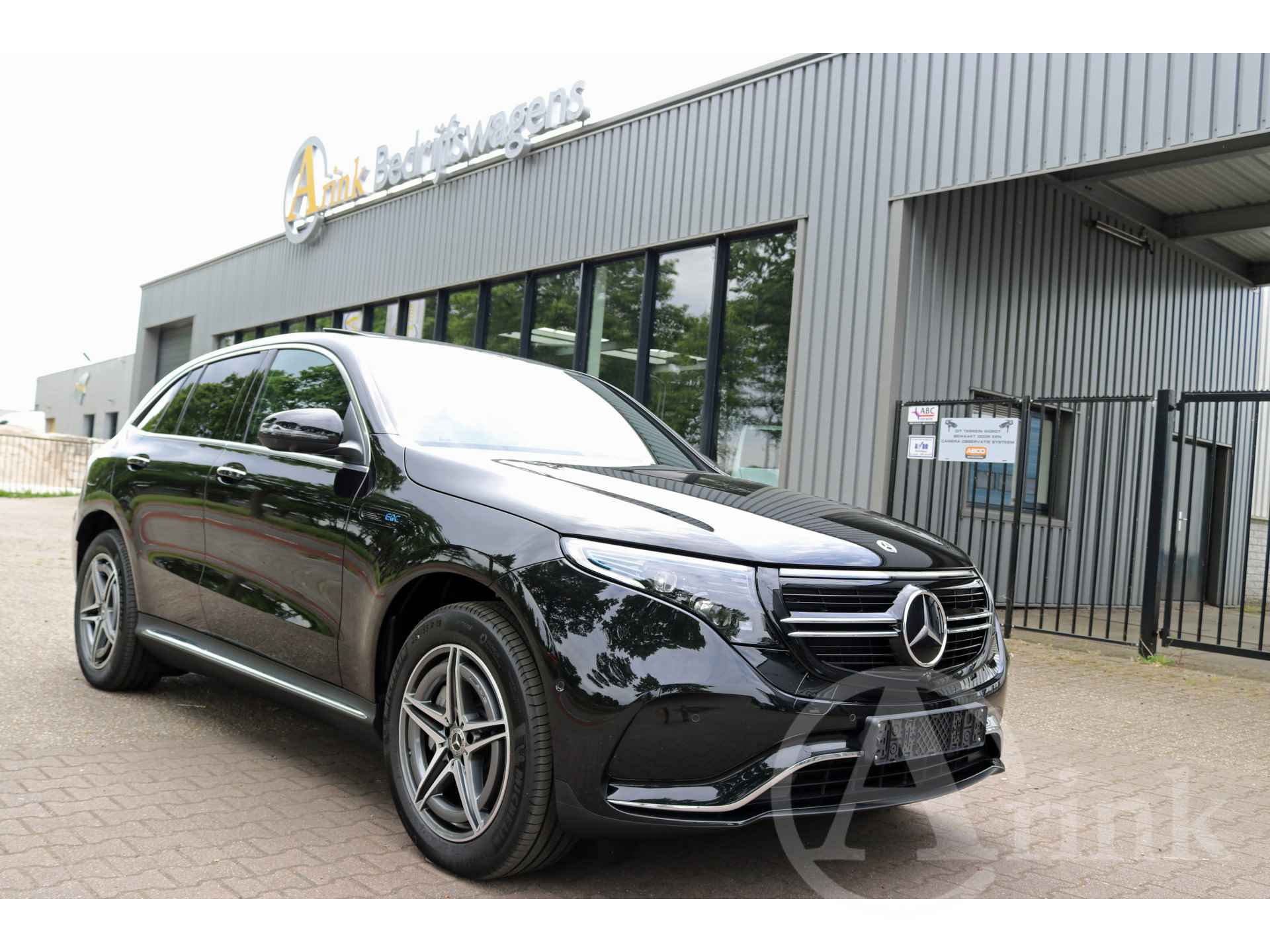 Mercedes-Benz EQC 400 4MATIC AMG Line Premium Plus 80 kWh Rijassistentiepakket Trekhaak - 29/30