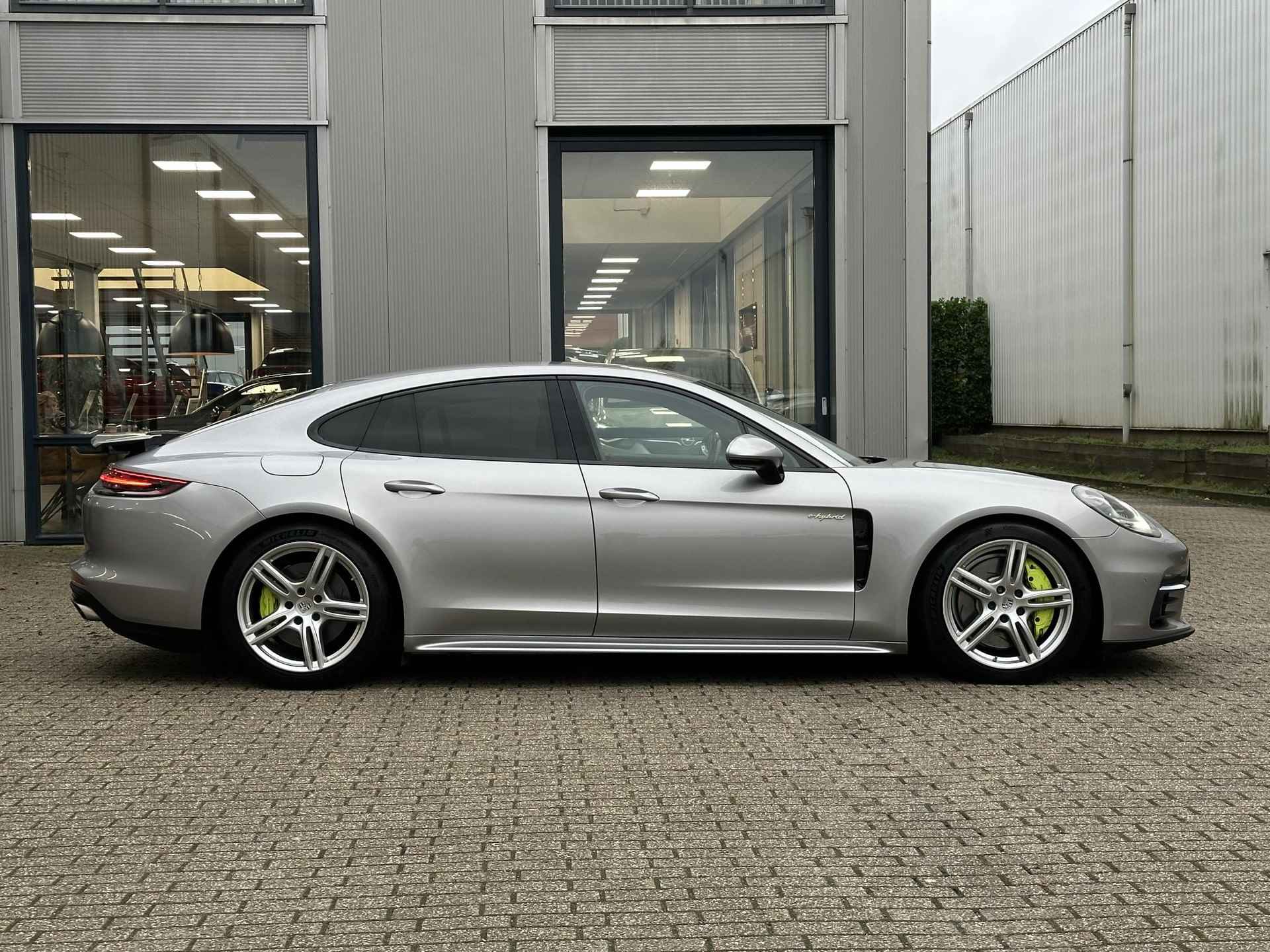 Porsche Panamera 2.9 4 E-Hybrid !! NIEUWJAARSDEAL !! - 70/84