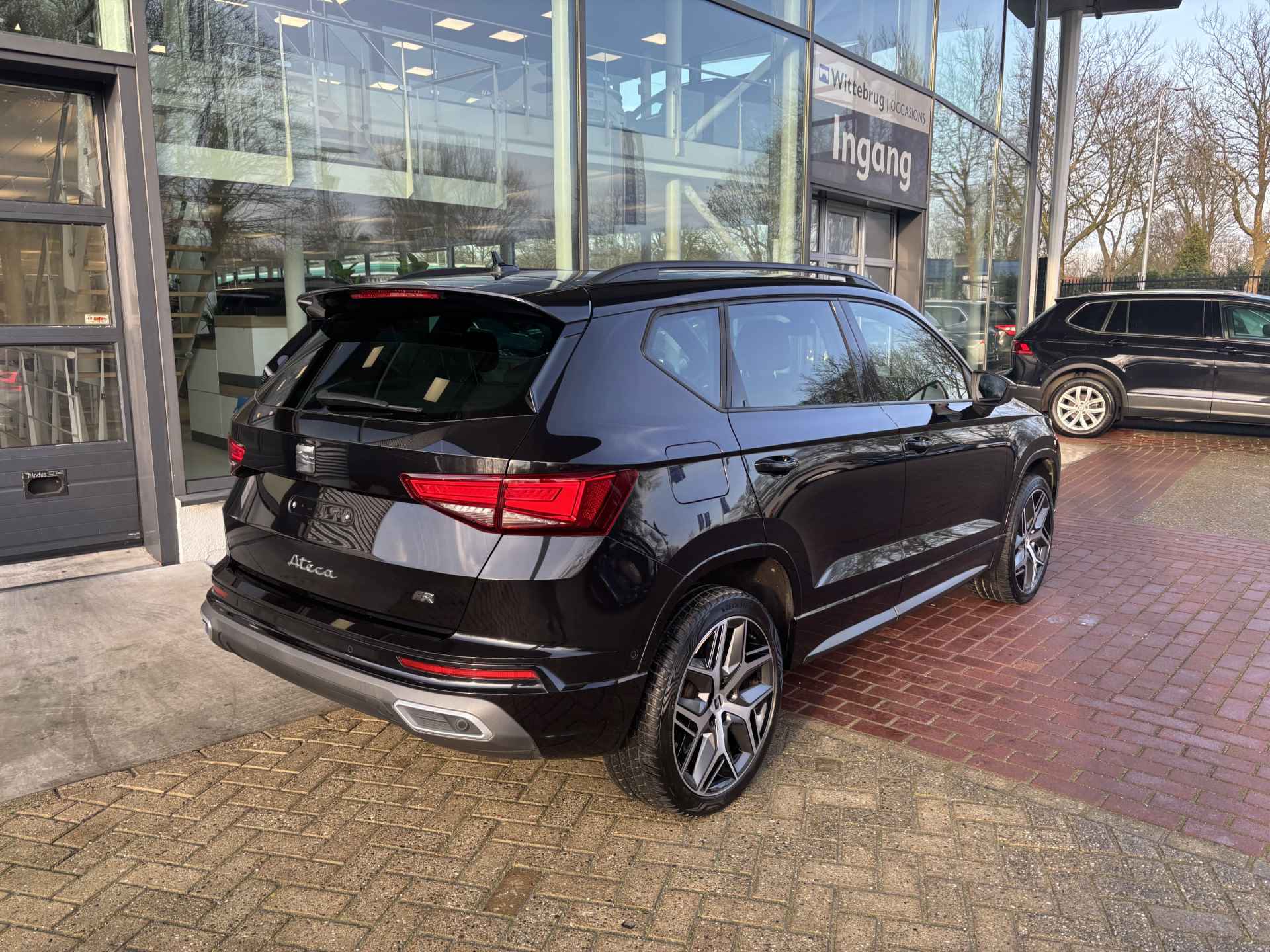 SEAT Ateca 1.5 TSI 150pk DSG FR Business Intense / Panoramadak / Virtual Cockpit / 19" LMV / Trekhaak Elek. / 360 Camera - 18/25