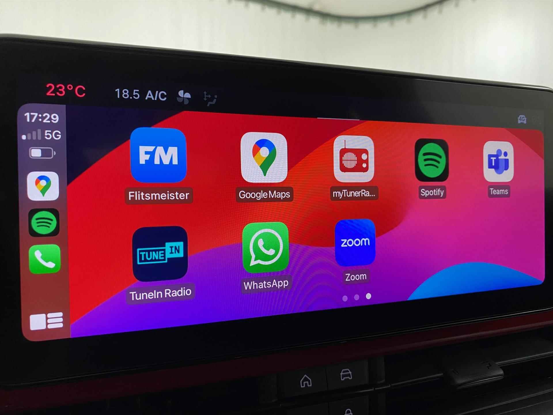 FIAT 600 54kWh 156pk Aut Red / Parkeersensoren / Apple Carplay - Android auto - 28/34