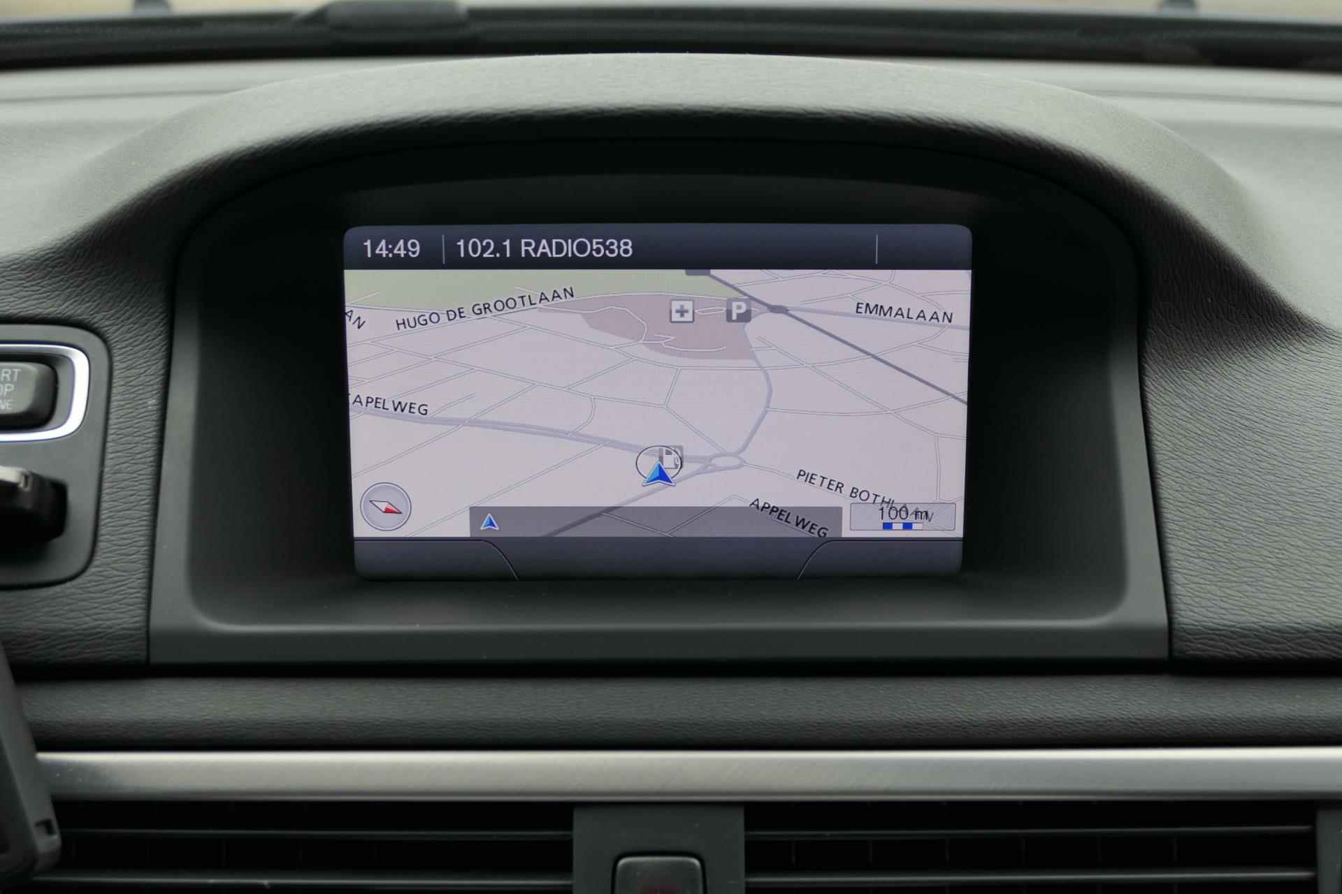 Volvo XC70 2.0 T5 245PK Cruise Control | Navigatie | Bluetooth | Trekhaak - 16/29