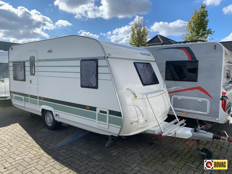 Chateau Calista 450 FHU Voortent/Mover/Fietsdr.