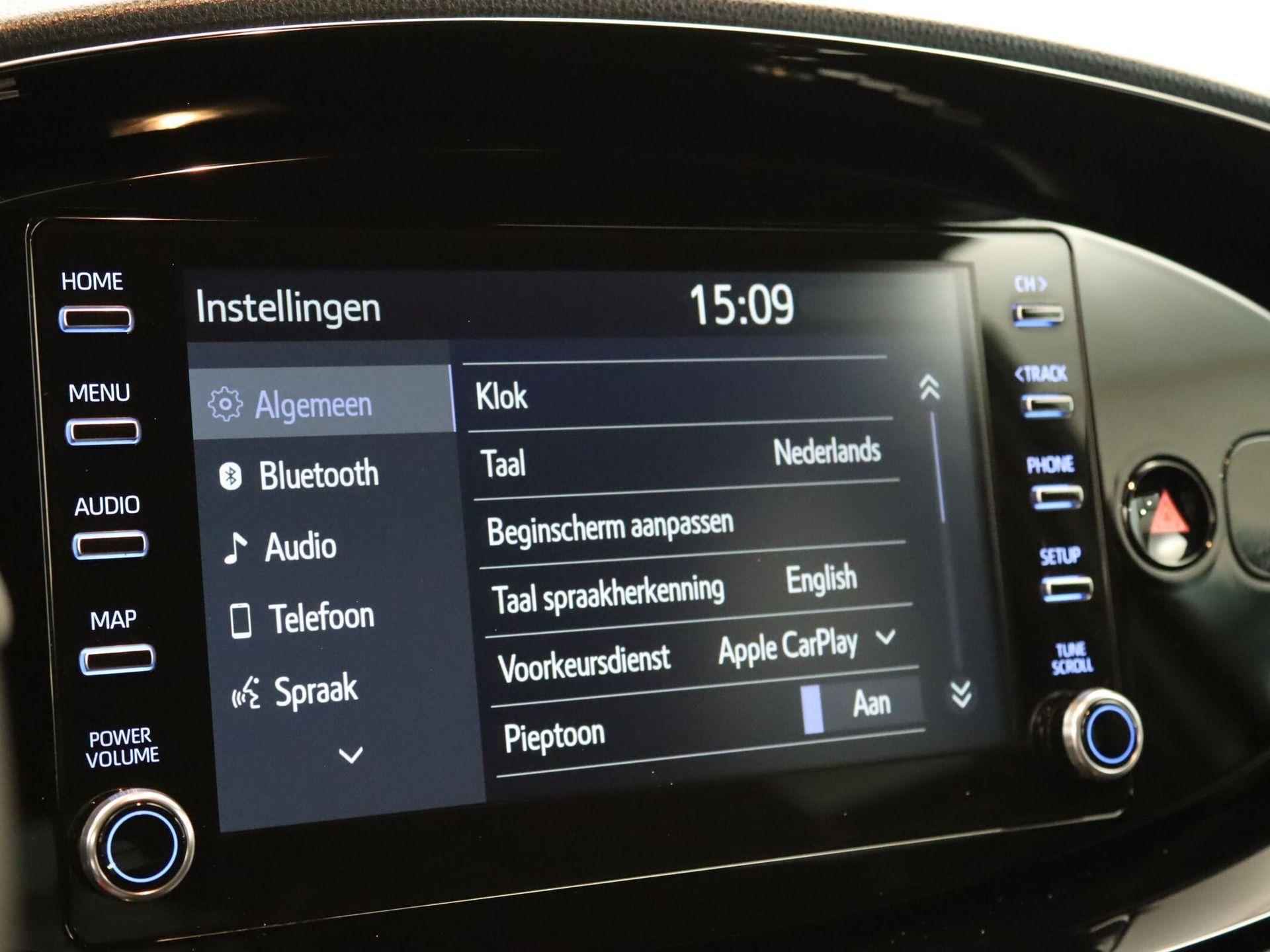 Toyota Aygo X 1.0 VVT-i S-CVT Pulse - ORIGINEEL NEDERLANDSE AUTO - TWO TONE KLEUR - ADAPTIEVE CRUISE CONTROL - APPLE CARPLAY - CLIMATE CONTROL - RIJSTROOKSENSOR - LICHTMETALEN VELGEN 17 INCH - 29/31