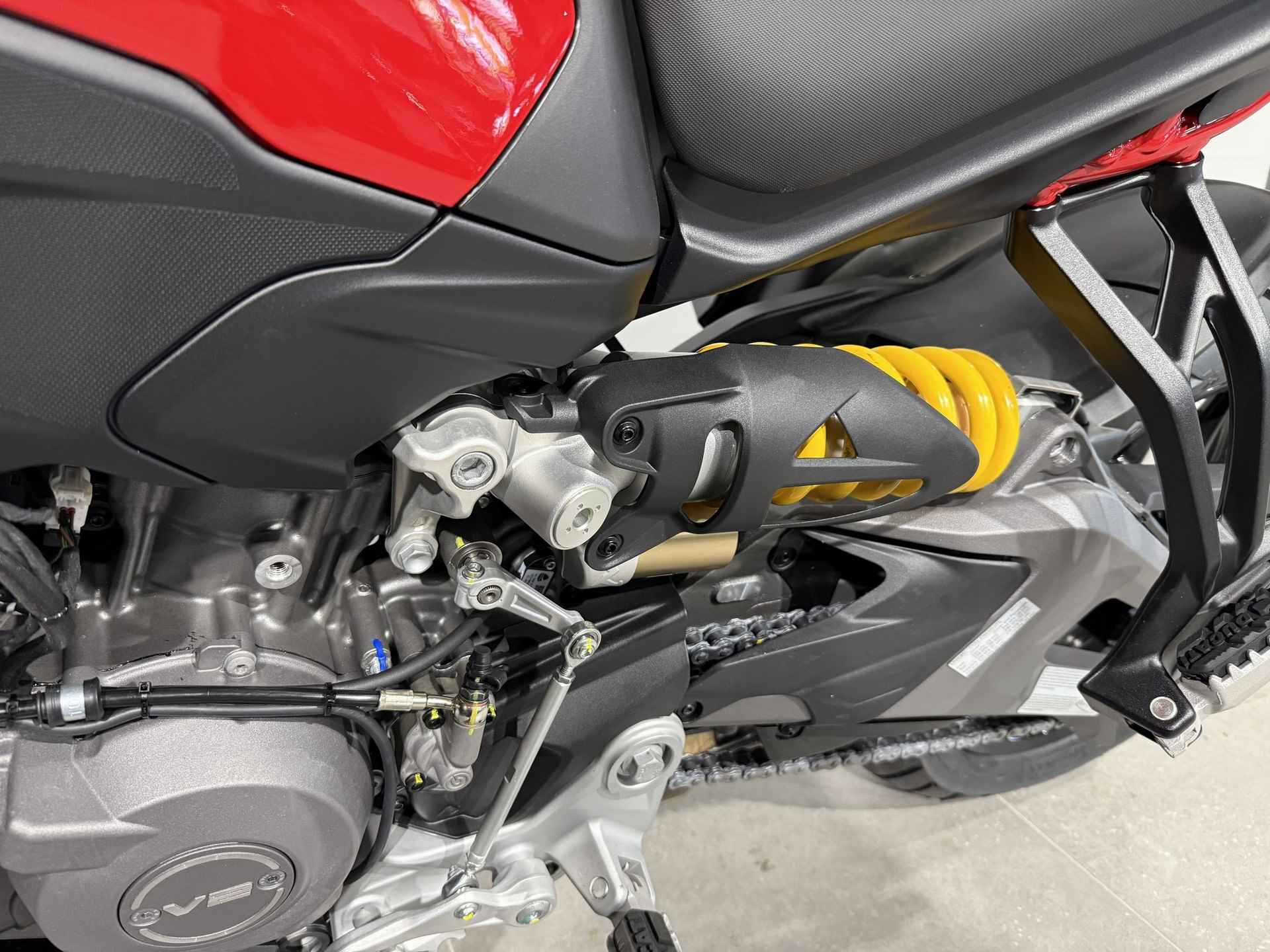 Ducati MULTISTRADA V2 S - 4/10