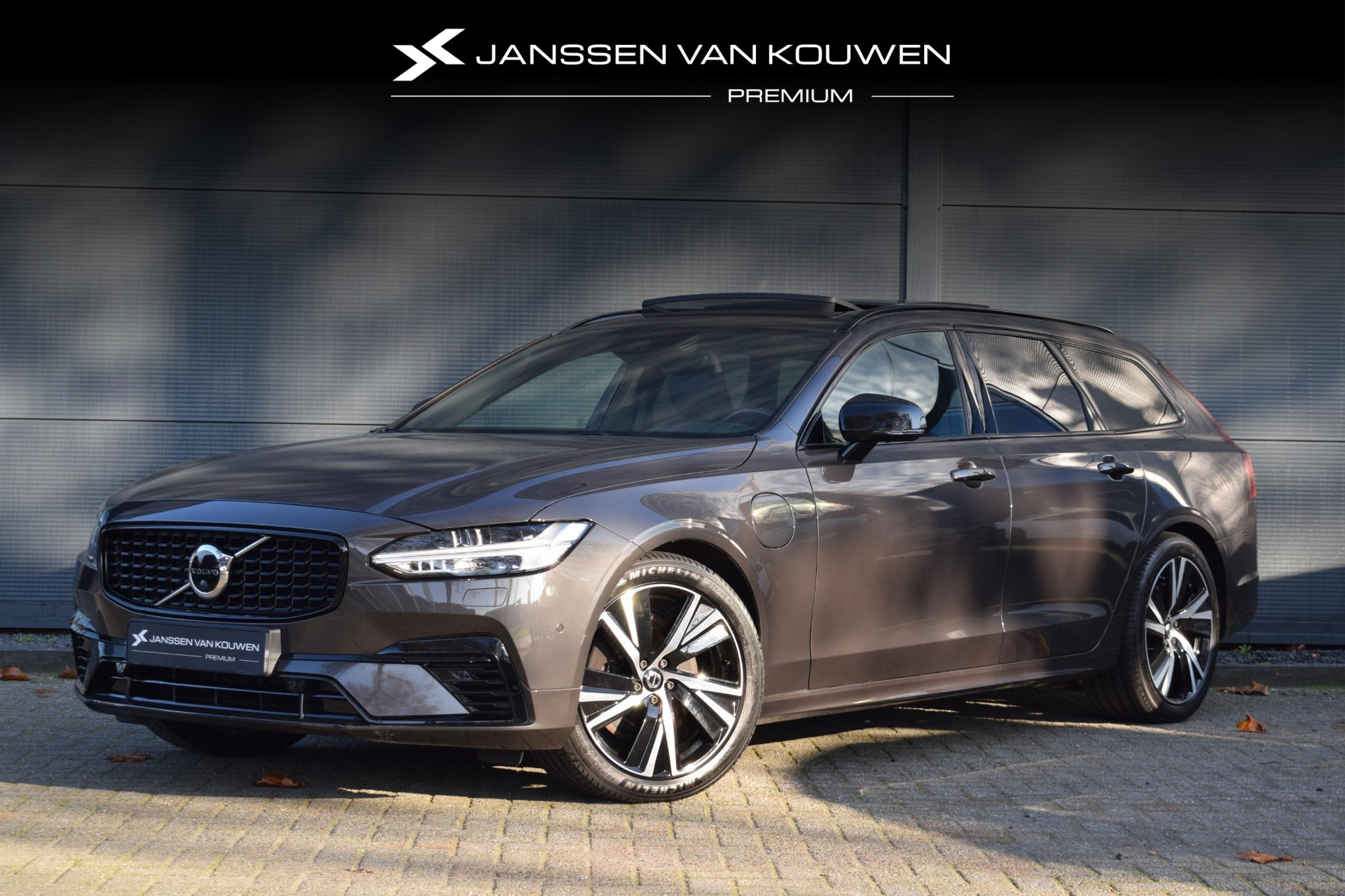 Volvo V90 2.0 T6 AWD Inscription Exclusive / Apple Carplay / Panoramadak