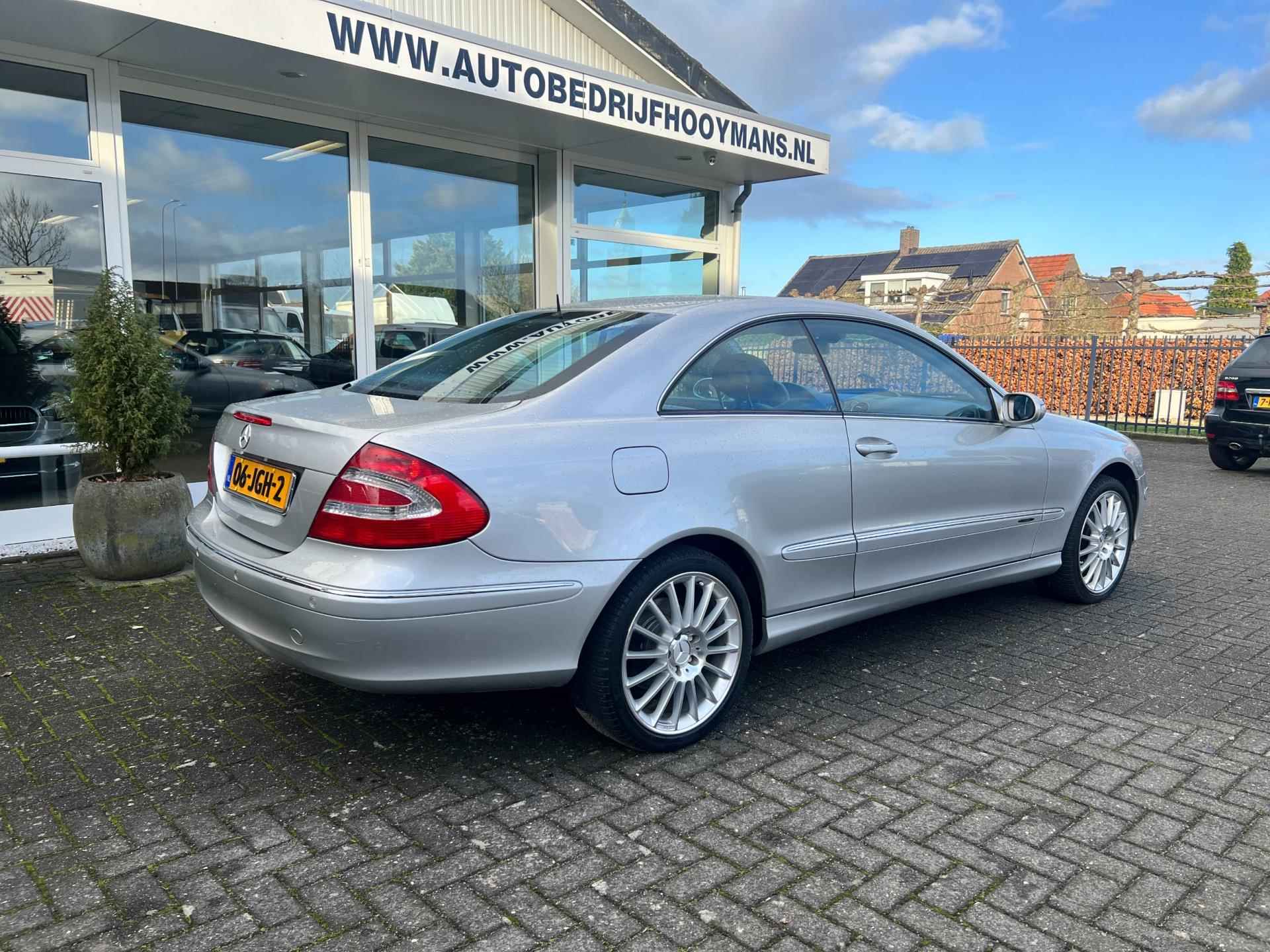 Mercedes-Benz CLK-klasse Coupé 320 Avantgarde - 21/32