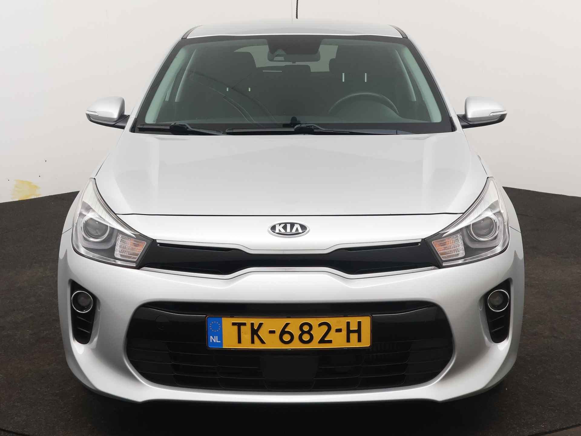 Kia Rio 1.0 TGDI DynamicLine | LM velgen | Camera | Navigatie | Airco | Parkeersensoren achter | - 35/40