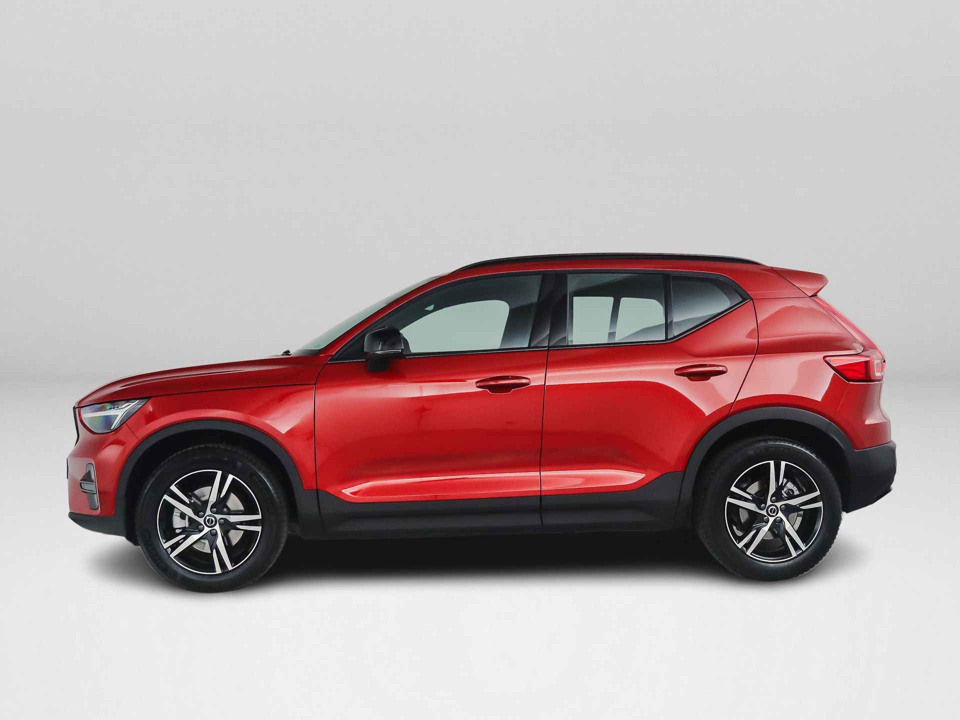 Volvo XC40 B4 Plus Dark | Trekhaak | Driver Assistance - 5/43