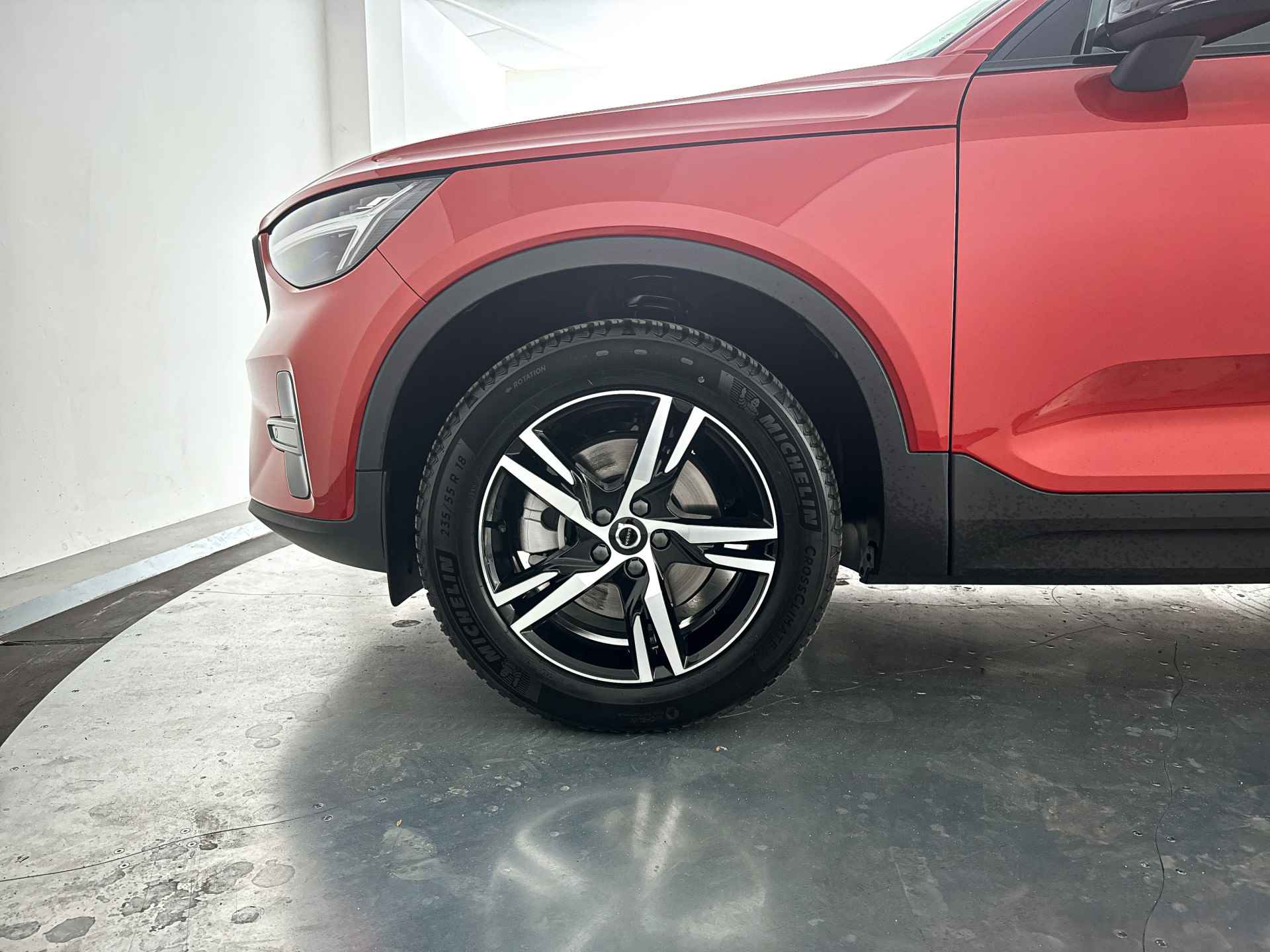 Volvo XC40 B4 Plus Dark | Trekhaak | Driver Assistance - 39/43