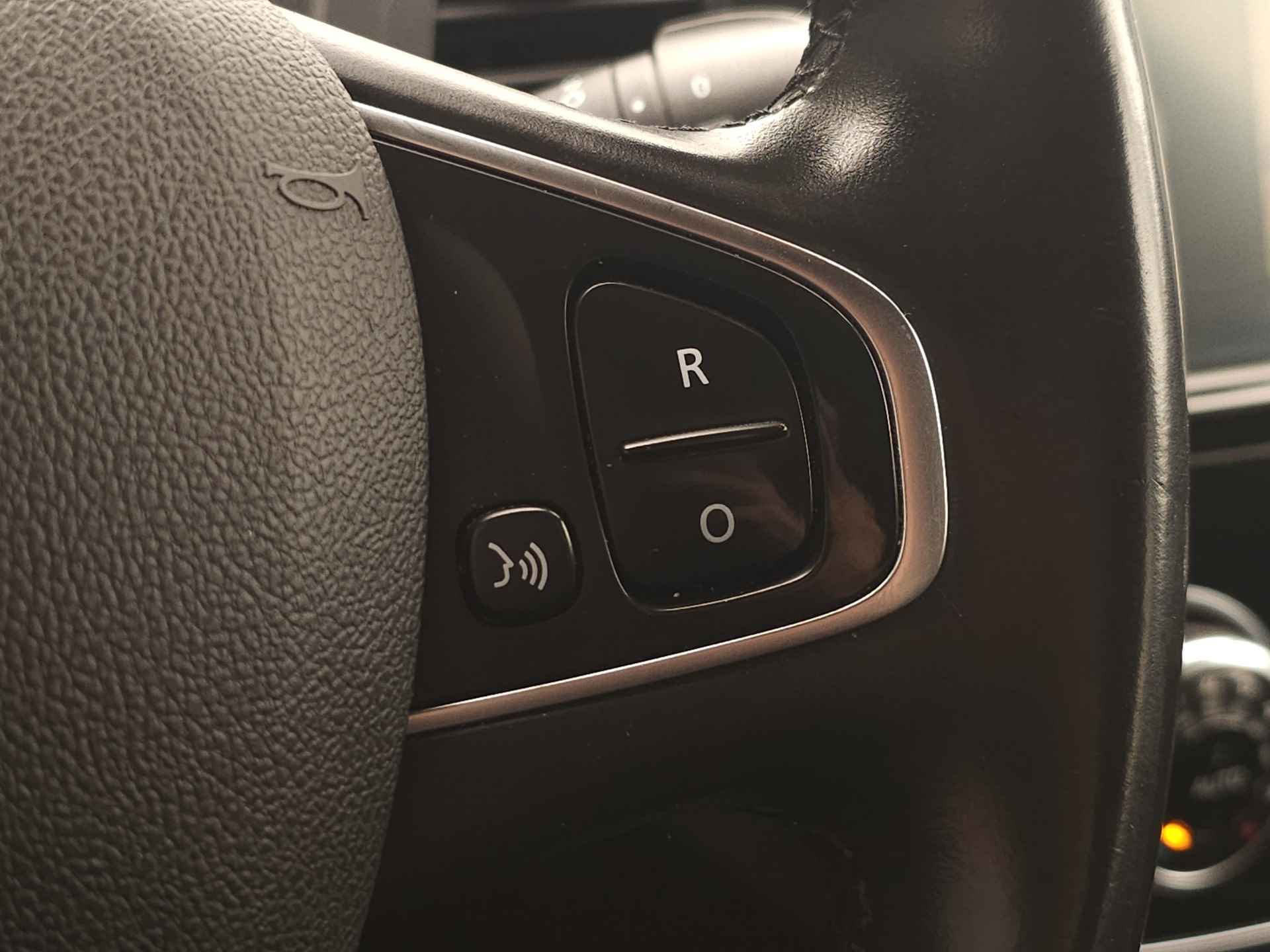 Renault Captur 0.9 TCe 90 Intens LED | Navigatie | LM velgen | Camera | sensoren | Trekhaak | incl. Bovag rijklaarpakket met 12 maanden garantie - 23/32