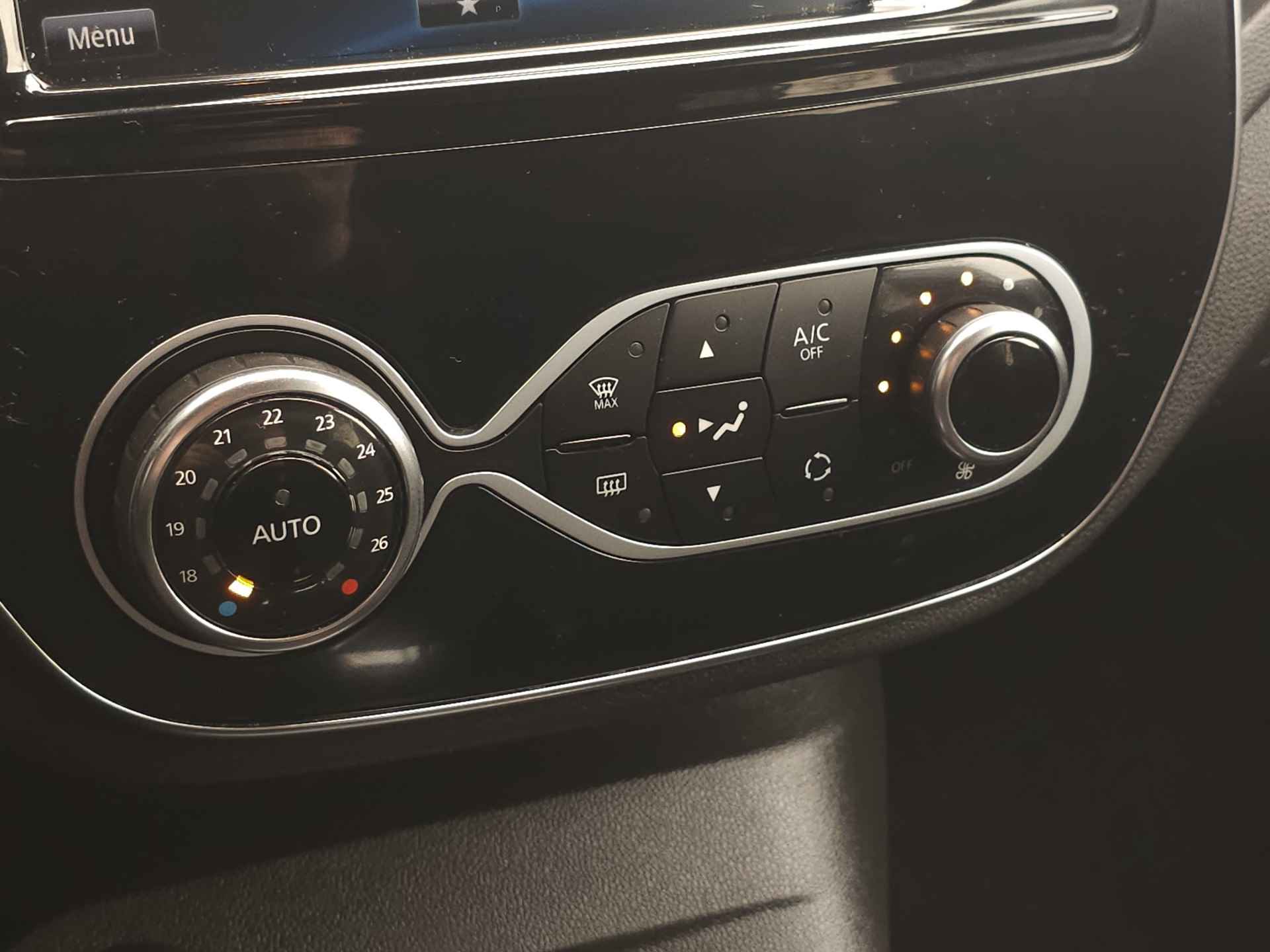 Renault Captur 0.9 TCe 90 Intens LED | Navigatie | LM velgen | Camera | sensoren | Trekhaak | incl. Bovag rijklaarpakket met 12 maanden garantie - 26/32