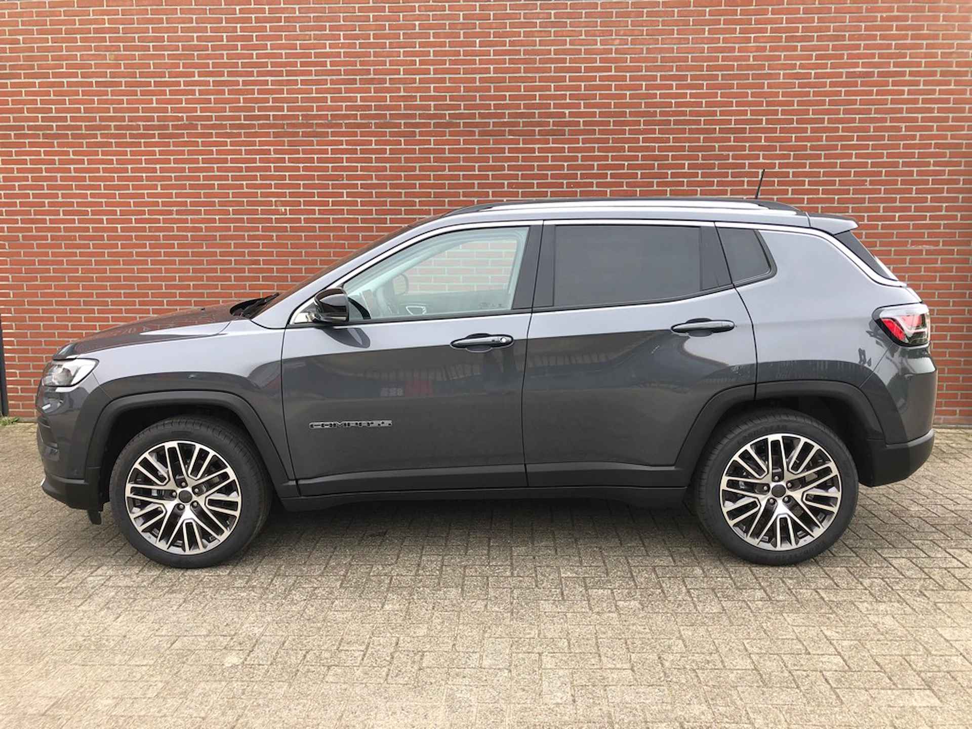 Jeep Compass 1.3T Limited NAV ADAPTIVE CRUISE APPLE/ANDROID CARPLAY - 5/30