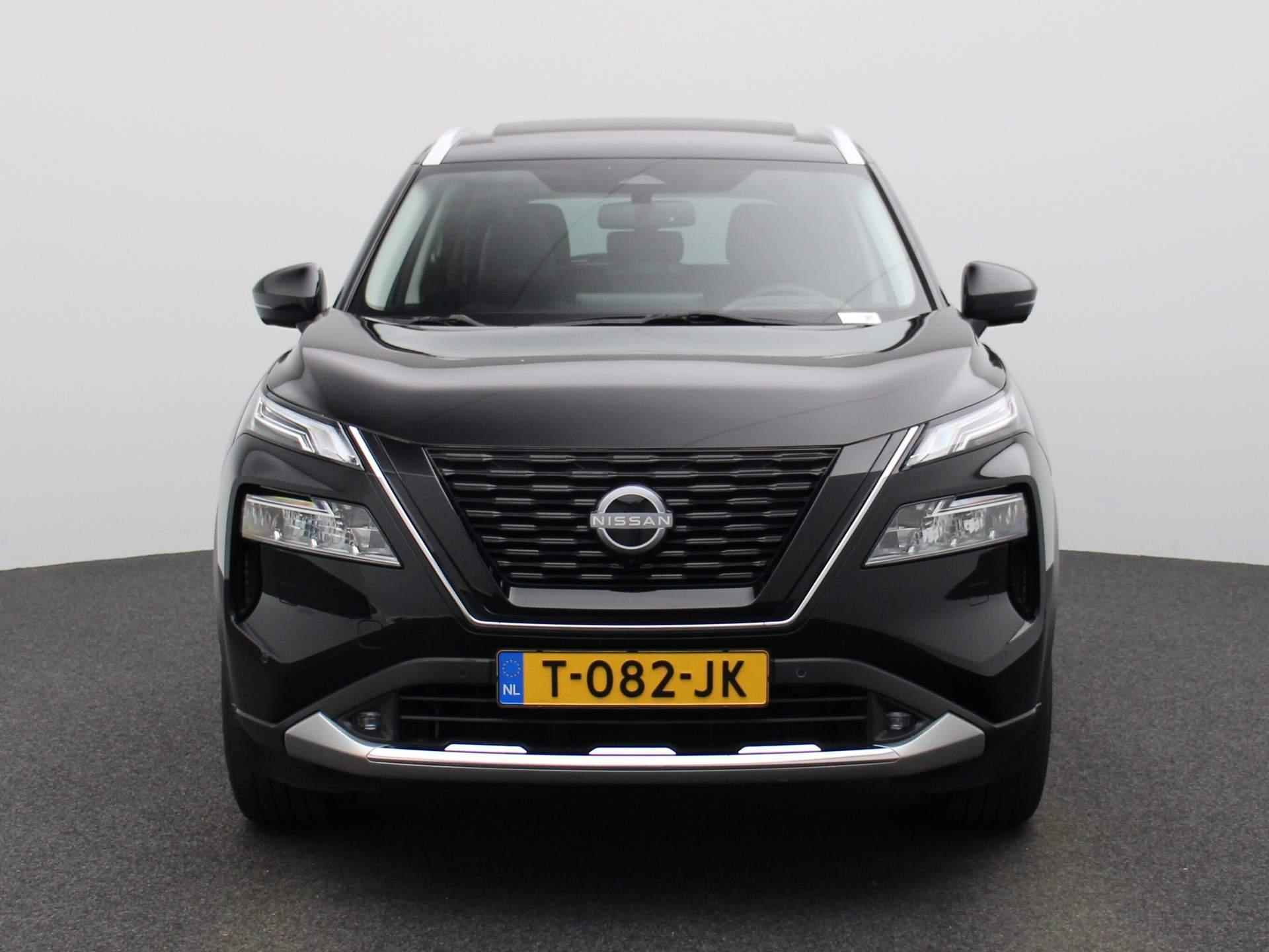 Nissan X-Trail 1.5 e-4orce Tekna 4WD 7p. 214pk | Panorama-dak | 360 Camera | Head-up display | Leder | Navigatie | Stoelverwarming | Matrix LED | Trekhaak - 4/41