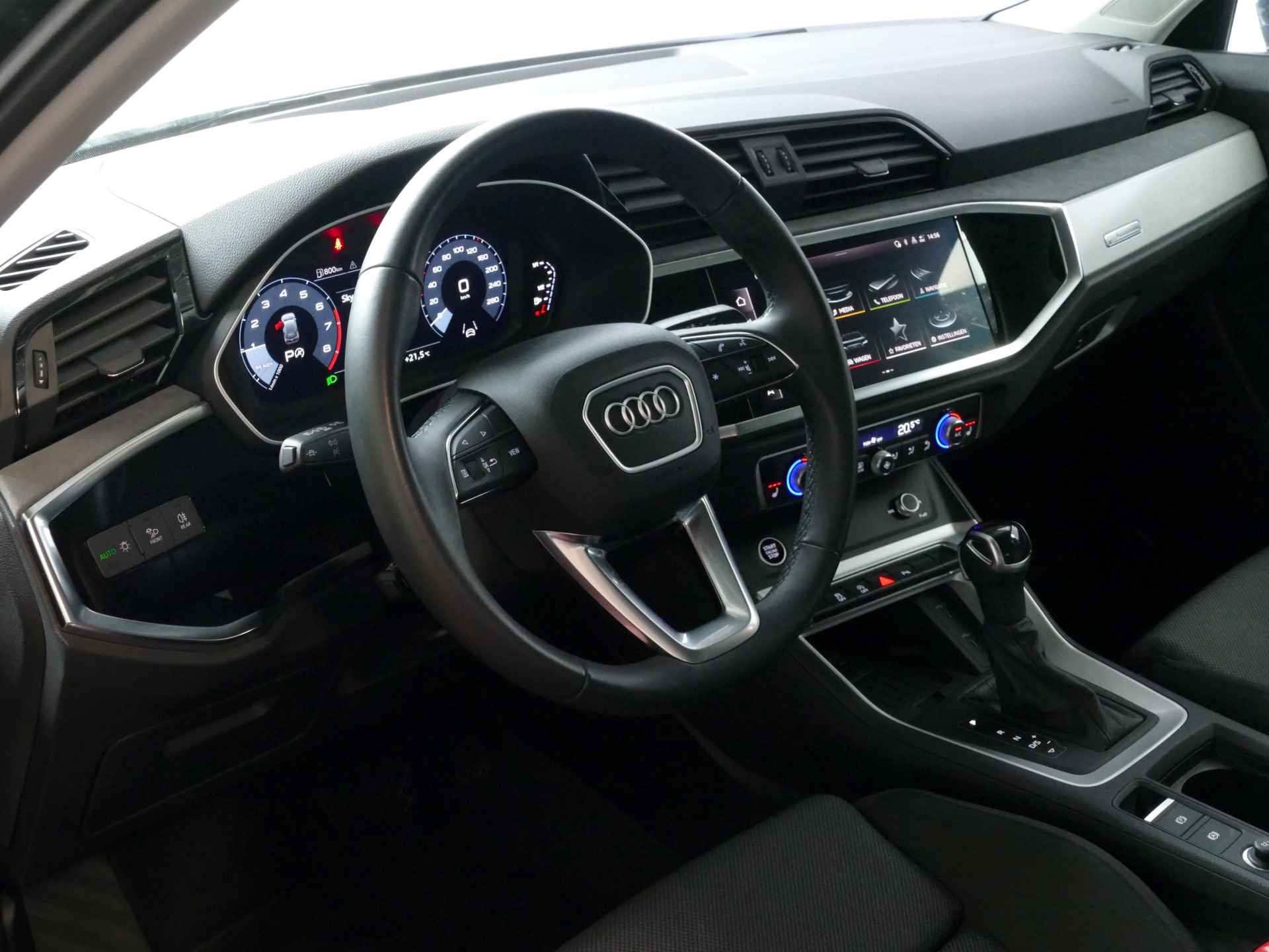 Audi Q3 35 TFSI 150PK ADAP.CRUISE PRO-LINE SPORTSTOELEN KEYLESS LED CARPLAY NAVI ECC STOELVERW. 02/2024 - 8/75