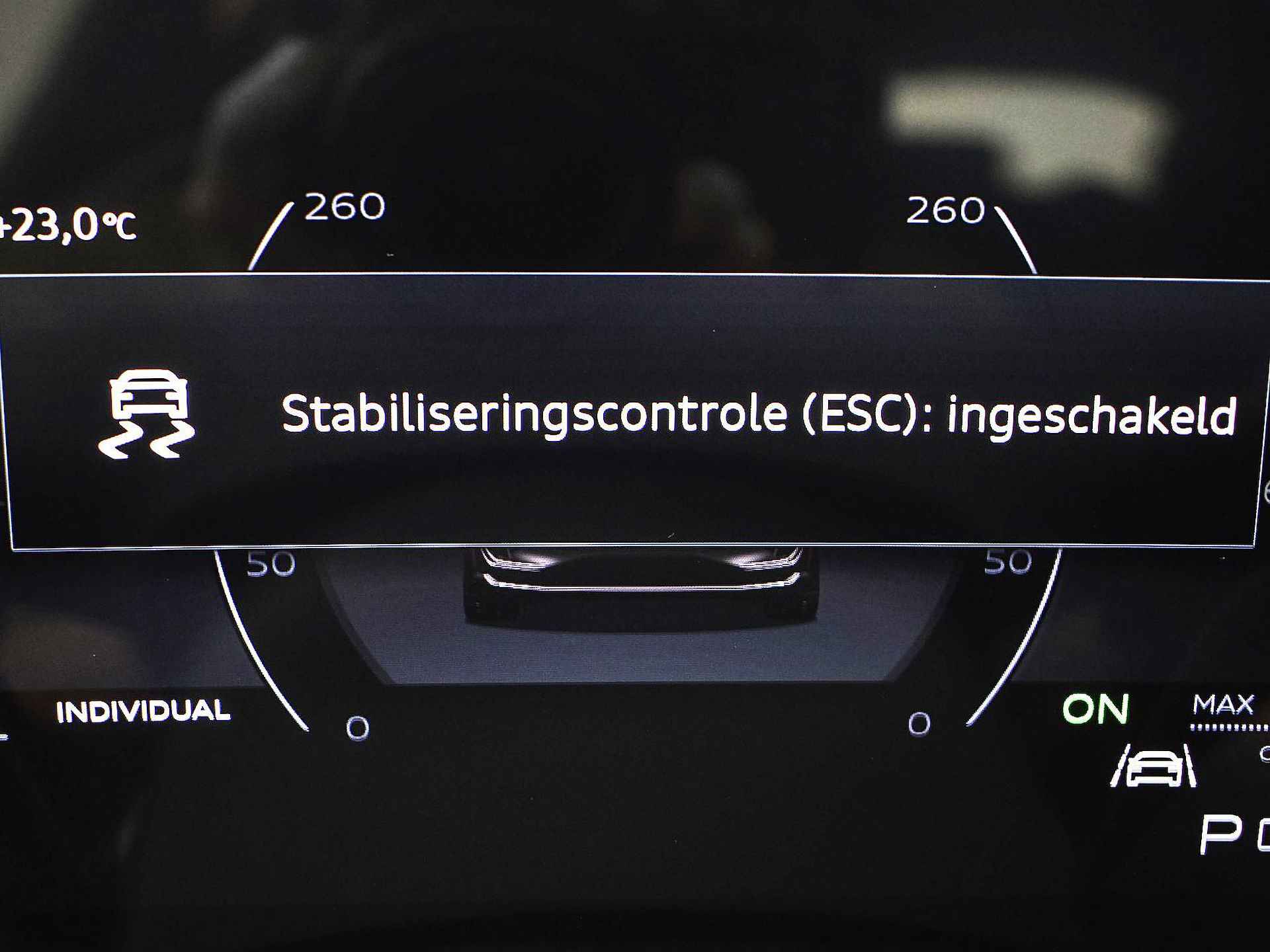 Audi Q6 e-tron S edition performance 100 kWh · Luchtvering · Adaptive cruise control · Camera's rondom - 10/49