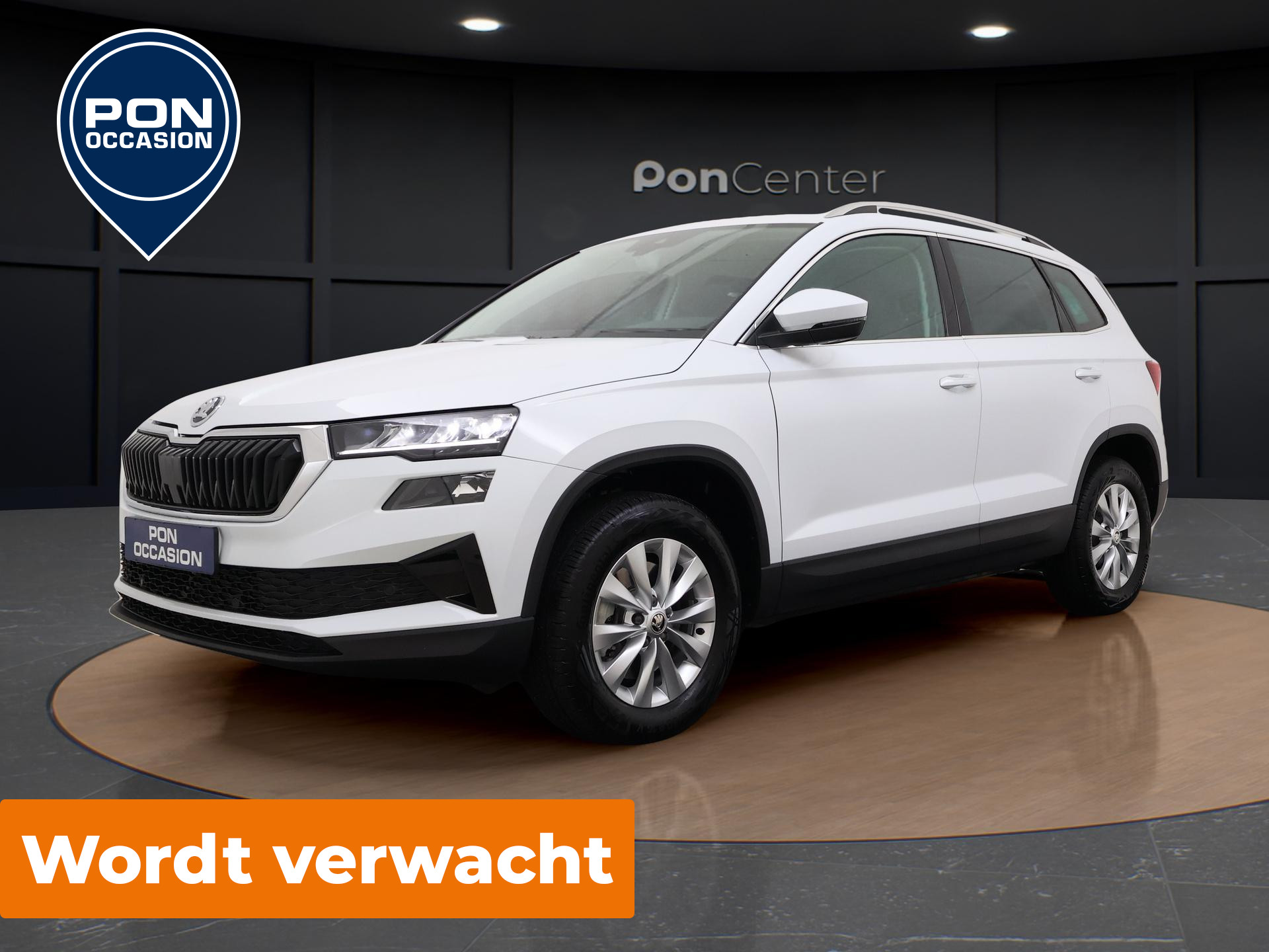 Skoda Karoq 1.5 TSI ACT 150 PK DSG Business Edition | WORDT VERWACHT | Apple CarPlay | ACC | Parkeerhulp | Getint Glas | Camera | Keyless |