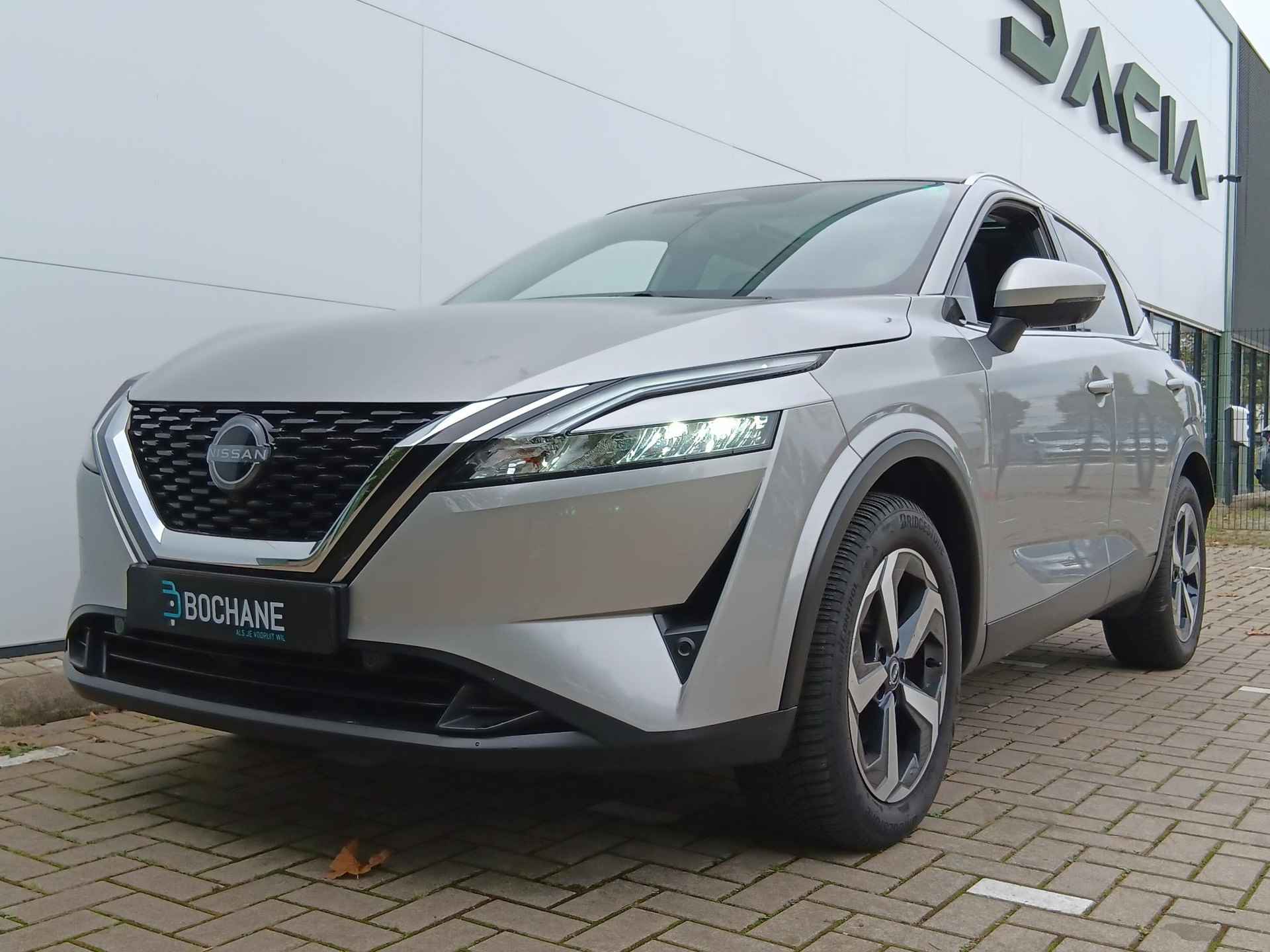 Nissan Qashqai 1.3 MHEV 158 Xtronic N-Connecta Trekhaak / Panoramadak / Automaat / Climate Control / Camera 360 / Full LED / Navigatie - 32/37