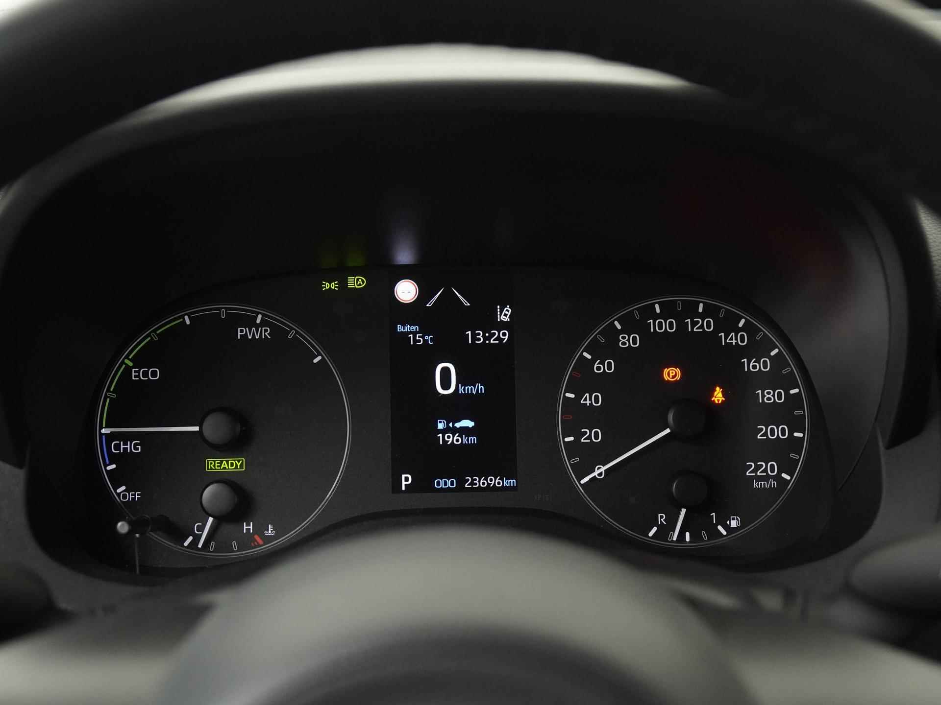 Toyota Yaris 1.5 Hybrid Active | Camera | Carplay | Adapt cruise | Winter pakket |  Zondag Open! - 8/36