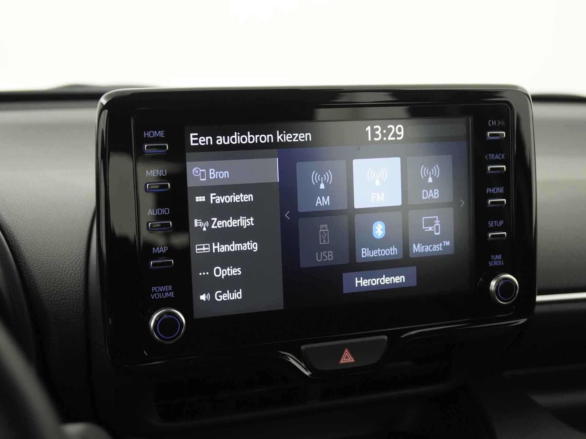 Toyota Yaris 1.5 Hybrid Active | Camera | Carplay | Adapt cruise | Winter pakket |  Zondag Open! - 14/36