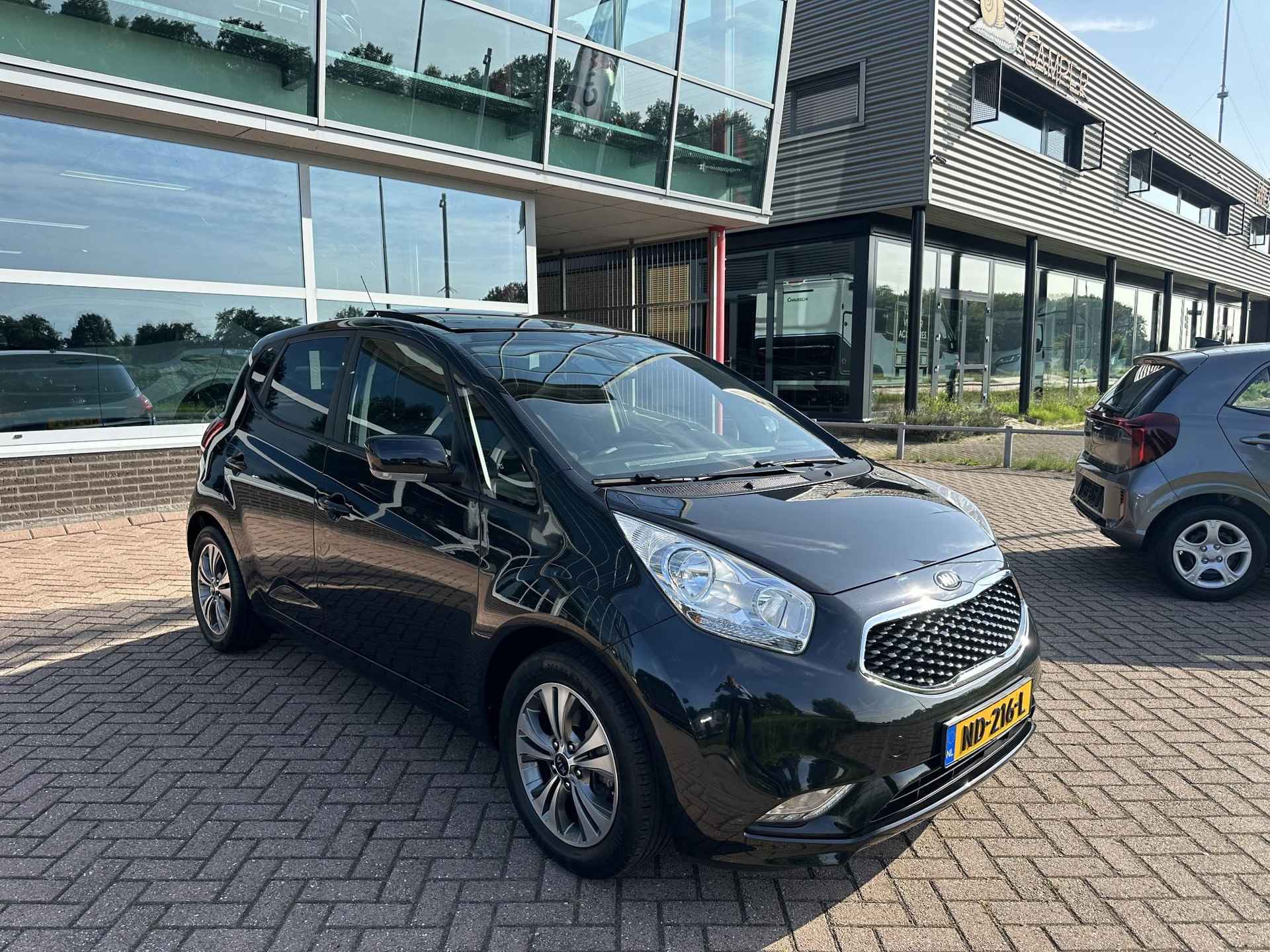 Kia Venga 1.4 CVVT ExecutiveLine Trekhaak | Pano | Dealeronderhouden - 10/23