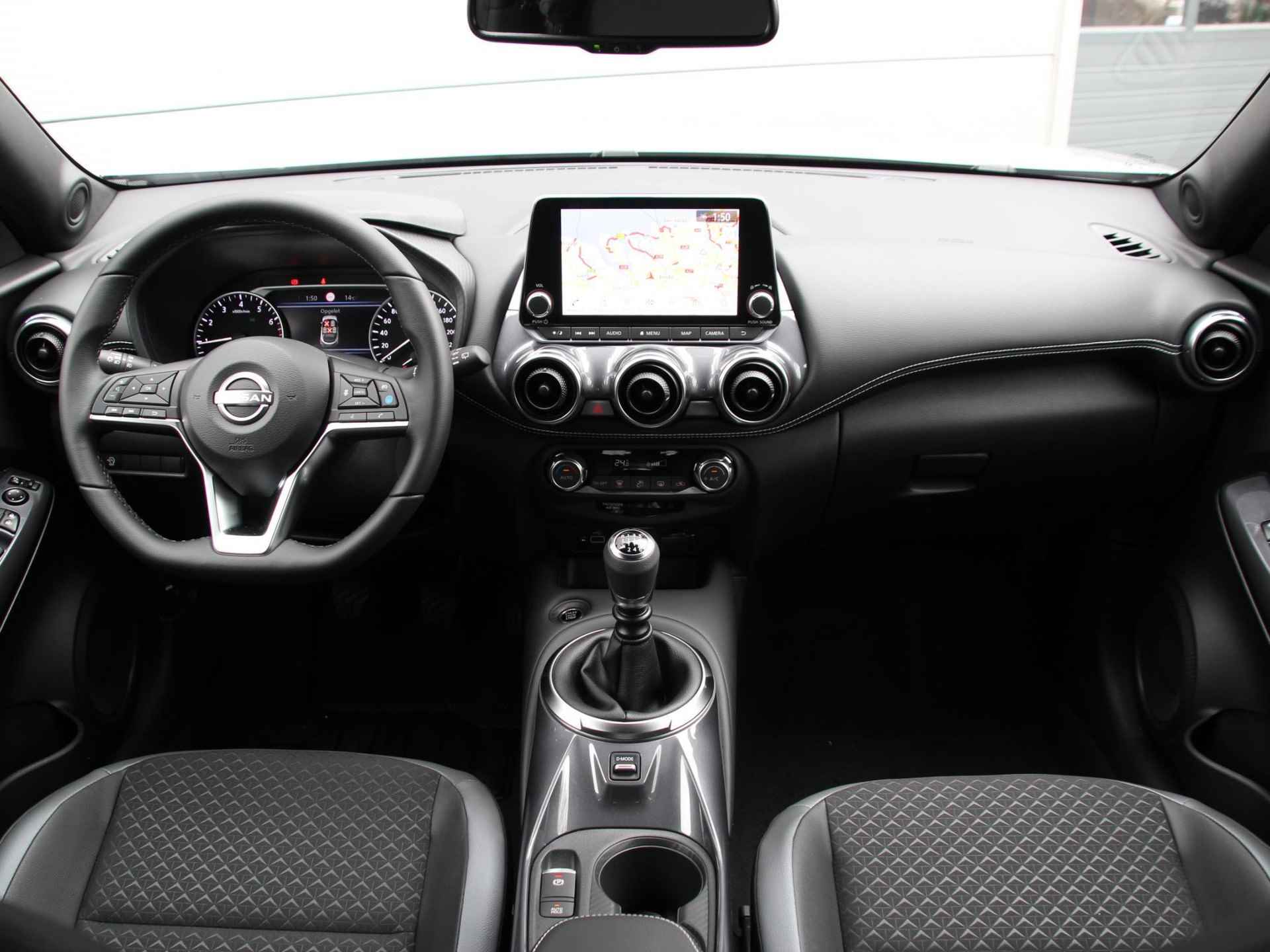 Nissan Juke 1.0 DIG-T N-Design | Navigatie | Camera | Apple Carplay/Android Auto | 19'' Velgen | Cruise & Climate Control | Rijklaarprijs! - 12/24