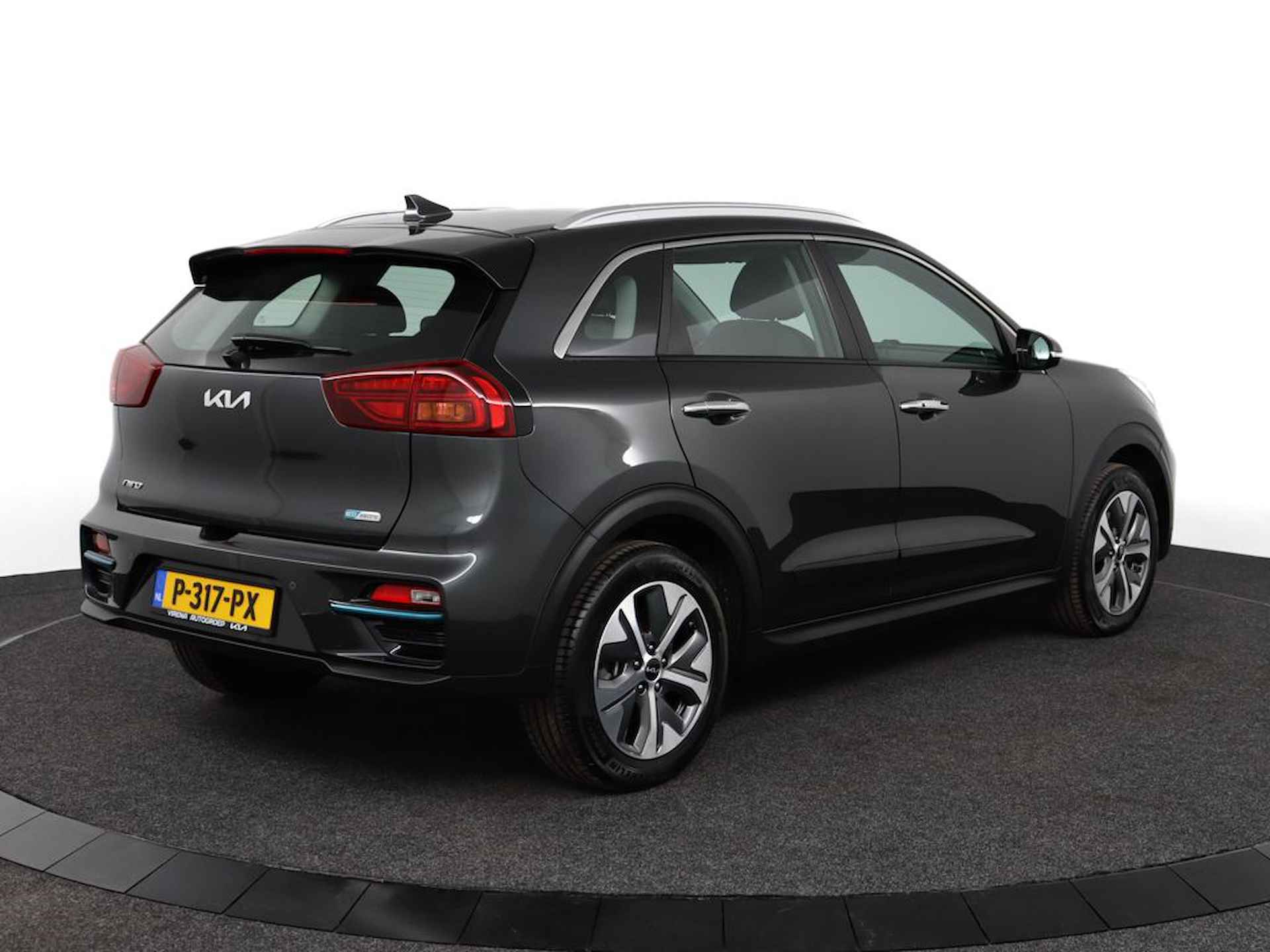 Kia e-Niro DynamicLine 64 kWh 3 Fase *€2000 Subsidie beschikbaar* - Apple CarPlay/Android Auto - Achteruitrijcamera - Adaptieve Cruise Control - Navigatie - Climate Control Fabrieksgarantie tot 05-2029 - 8/53