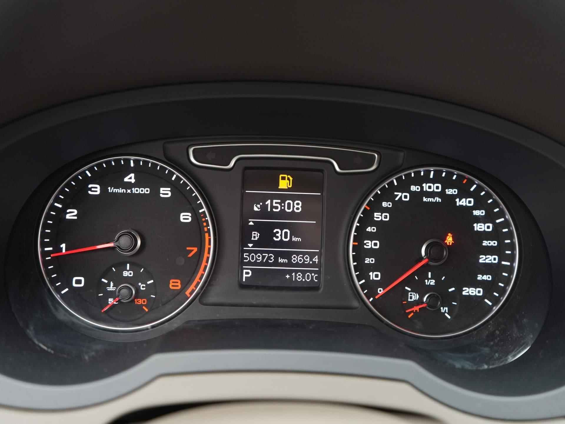 Audi Q3 2.0 TFSI quattro Pro Line S-Tronic | Trekhaak | Cruise | Climate | Xenon - 14/40