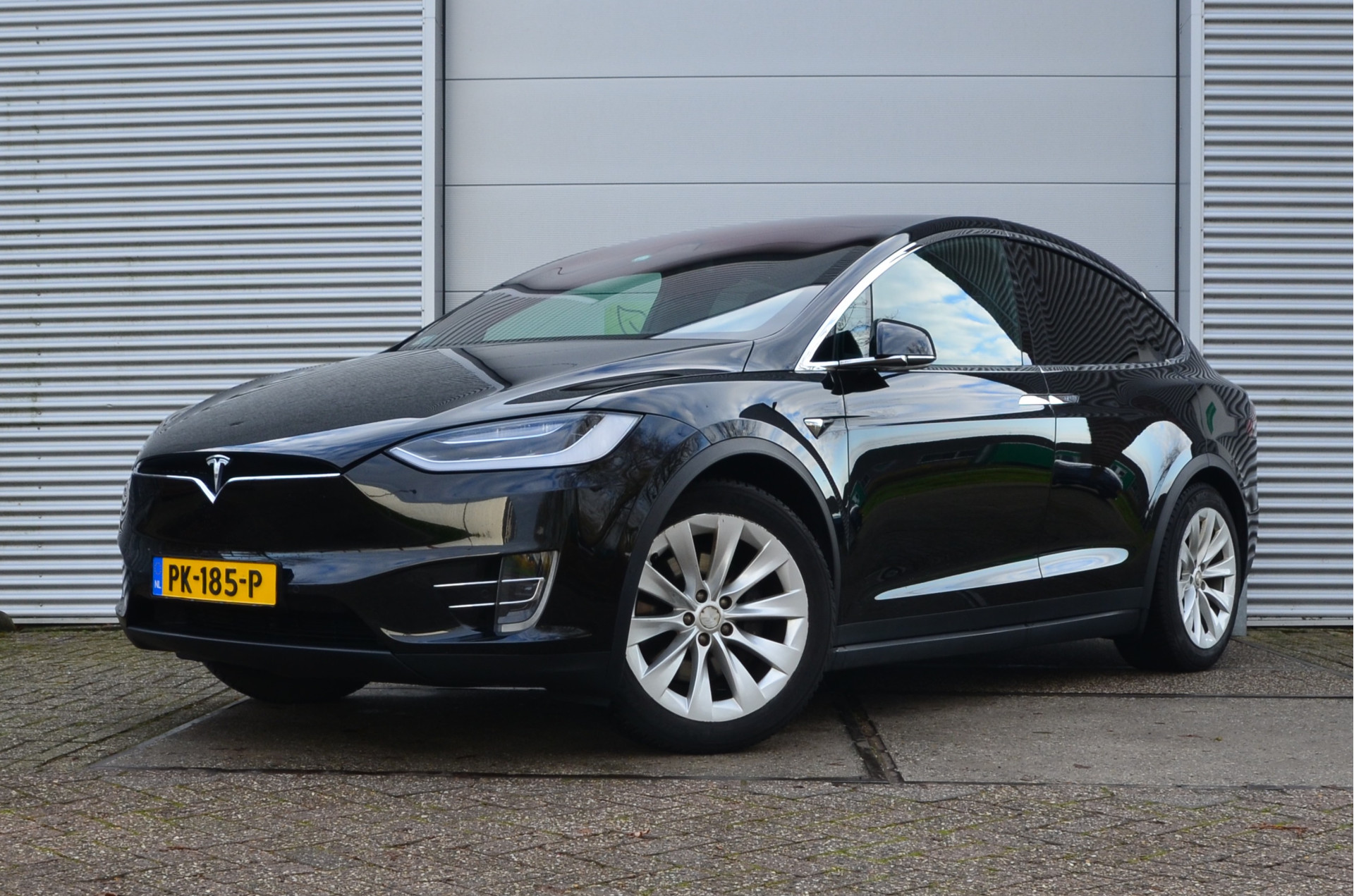 Tesla Model X 100D 7p. Enhanced AutoPilot3.0+FSD, MARGE rijklaar prijs bij viaBOVAG.nl