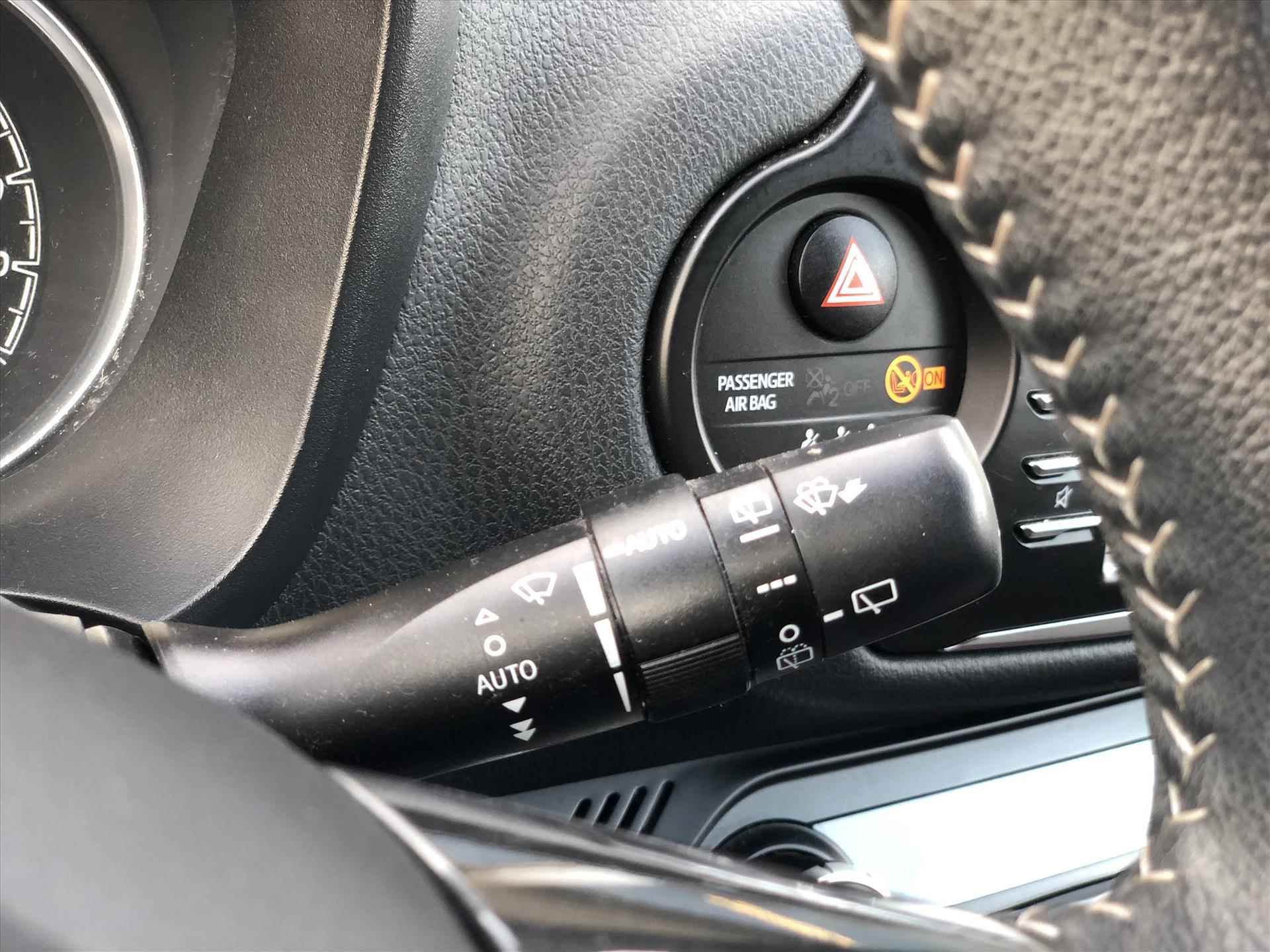 Toyota Yaris 1.5 Hybrid Y20 Exclusive | Navigatie, Parkeersensoren, Keyless, Lichtmetalen velgen, Privacy Glass, Camera - 27/42