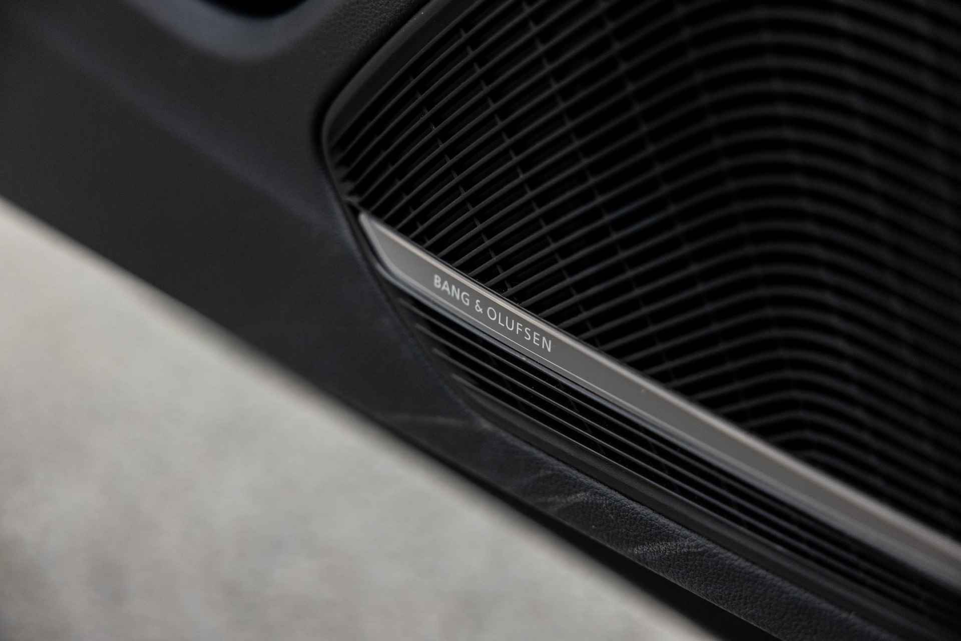 Audi RS4 Avant 2.9 TFSI RS 4 quattro competition | RS zetels | B&O | 360 camera | Panoramadak | 451pk | Alcantara Stuurwiel | - 21/66