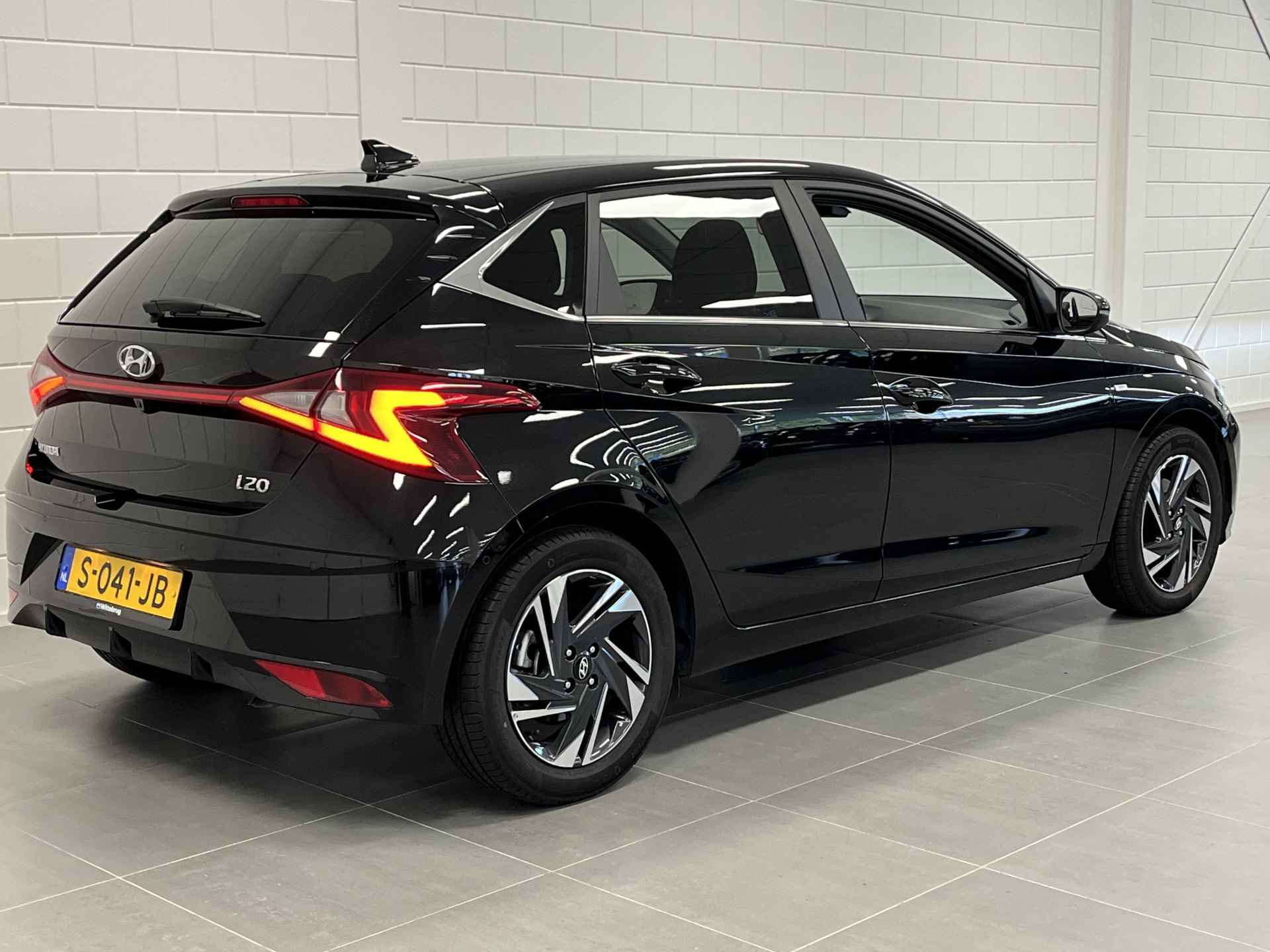 Hyundai i20 1.0 T-GDI Premium FULL LED | NAVIGATIE | BOSE AUDIO | ZEER COMPLETE AUTO! - 5/42